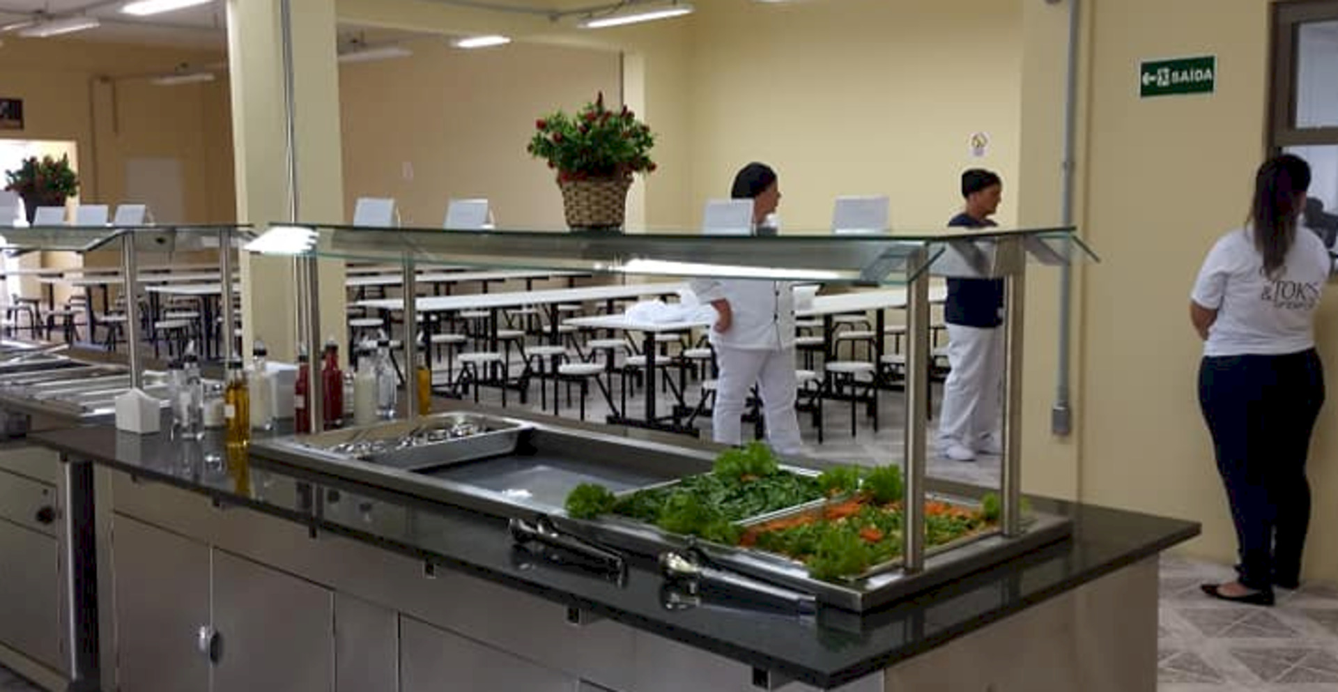 A reabertura dos restaurantes universitários ocorre em datas diferentes