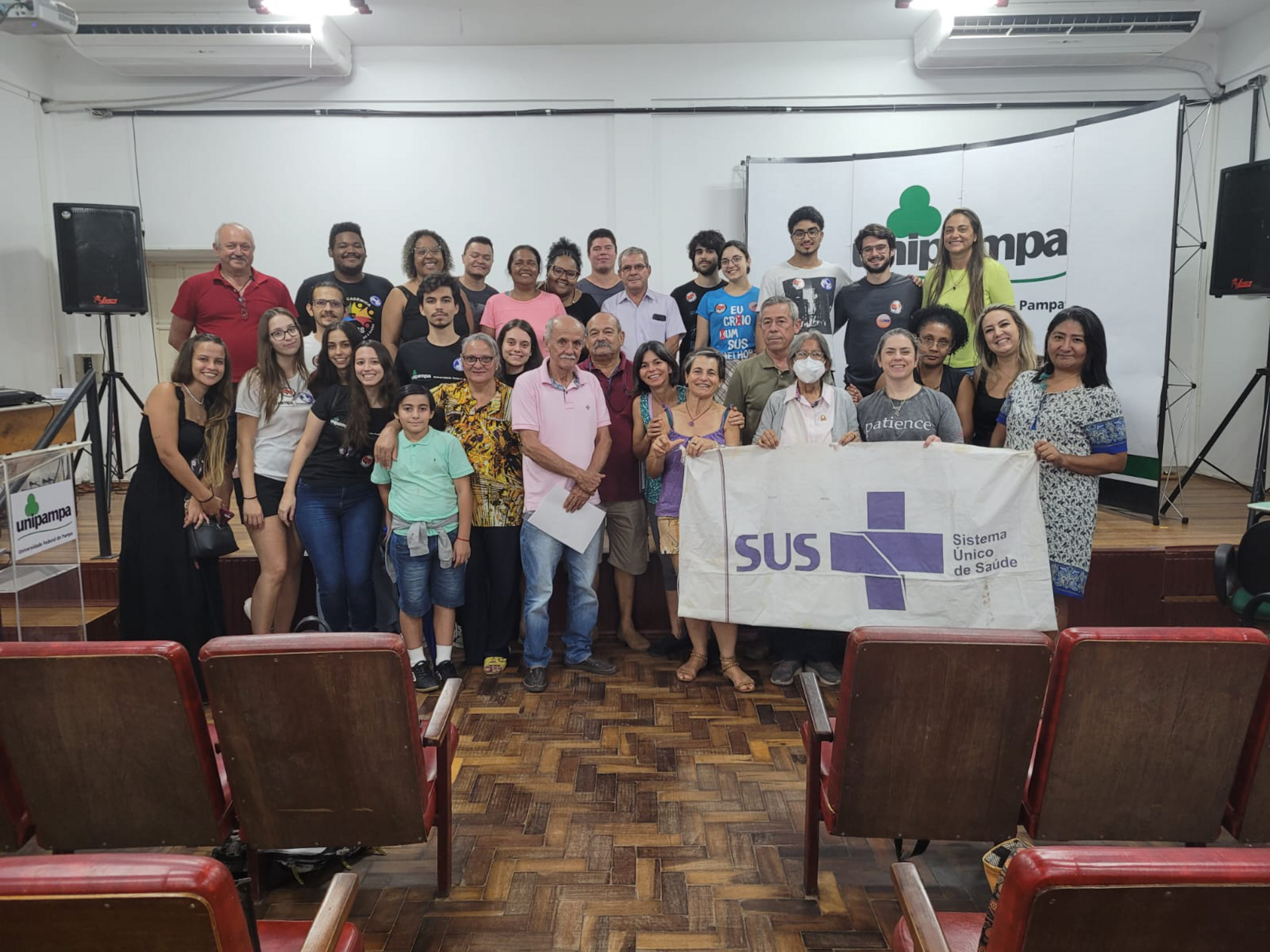 Durante o evento se fizeram presentes estudantes e servidores da Unipampa e a comunidade em geral.