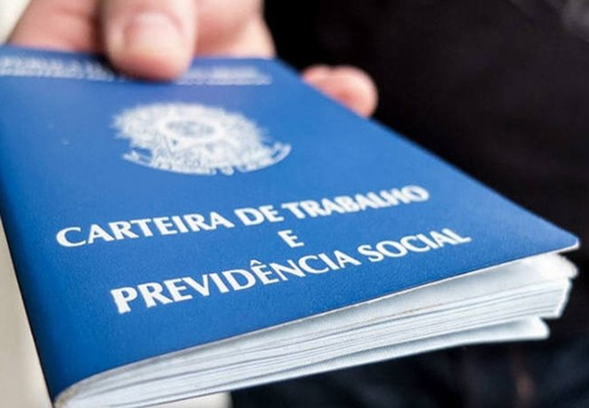 A agência está localizada na rua Dr. Maia 3112, bairro Centro em frente a Praça Argentina.