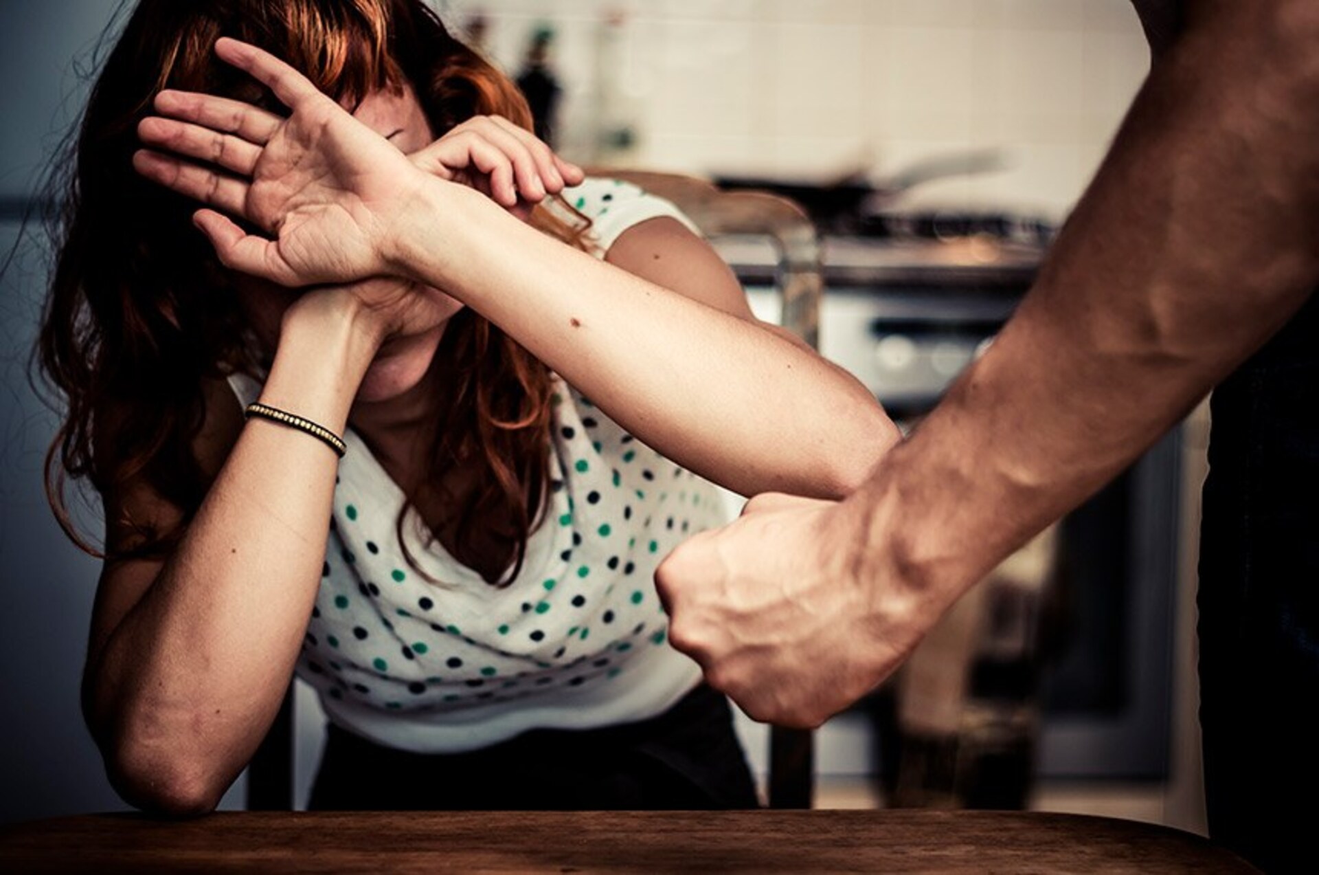 Em menos de 12 horas, três homens foram presos em flagrante por violência doméstica.