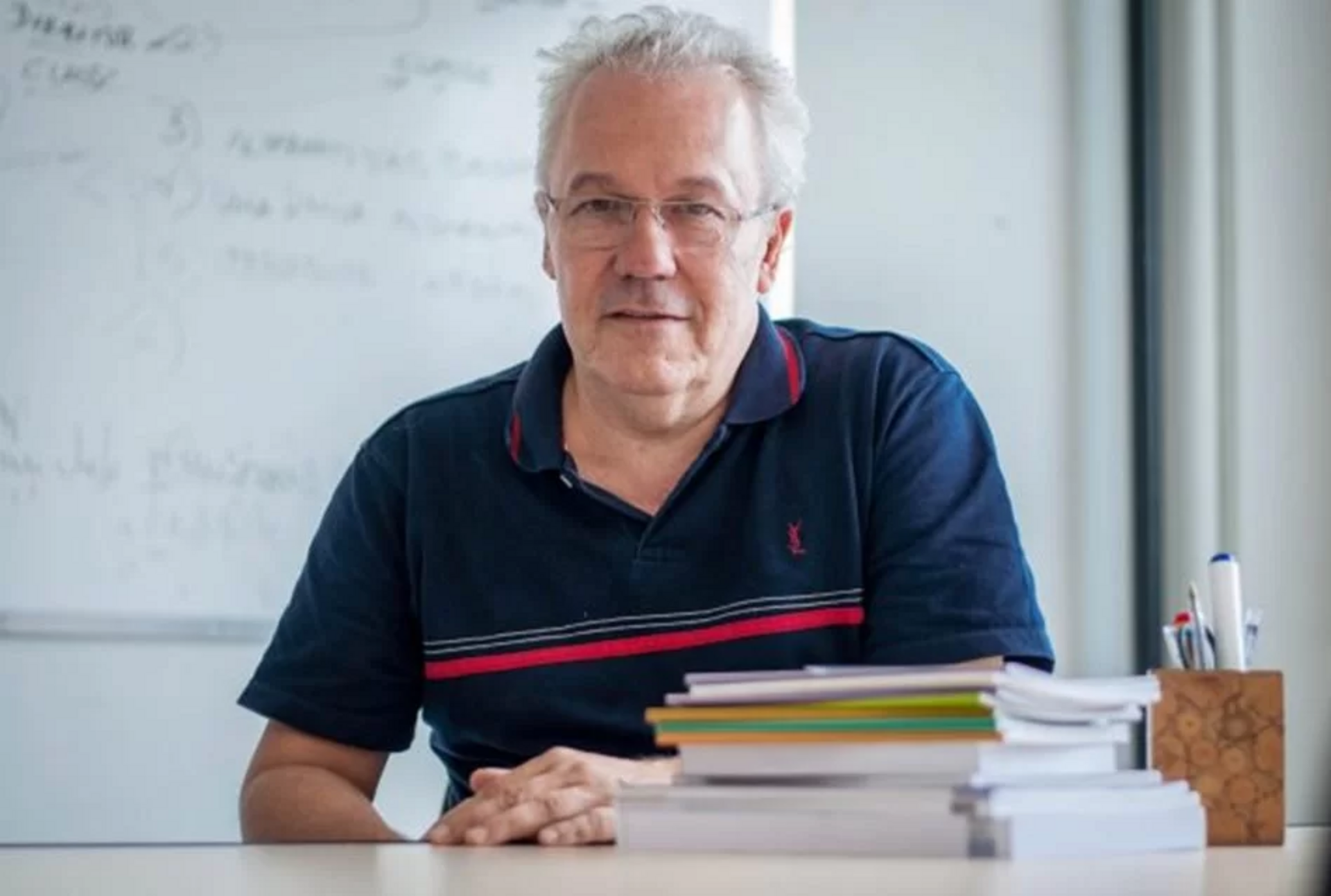 Manuel Palácios da Cunha e Melo é Engenheiro de Telecomunicações.