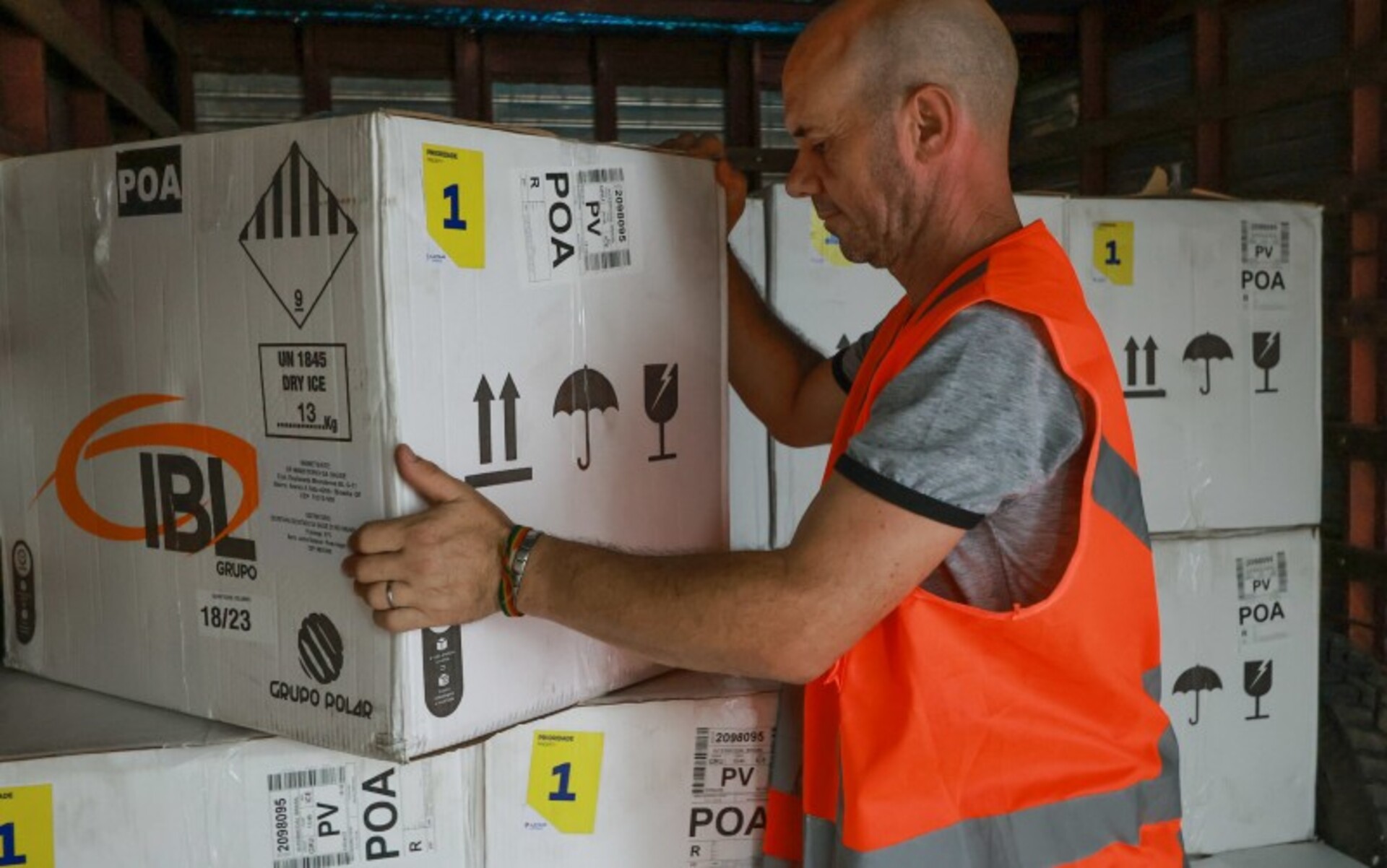 Estado recebeu nova remessa e deve distribuir aos municípios nos próximos dias.
