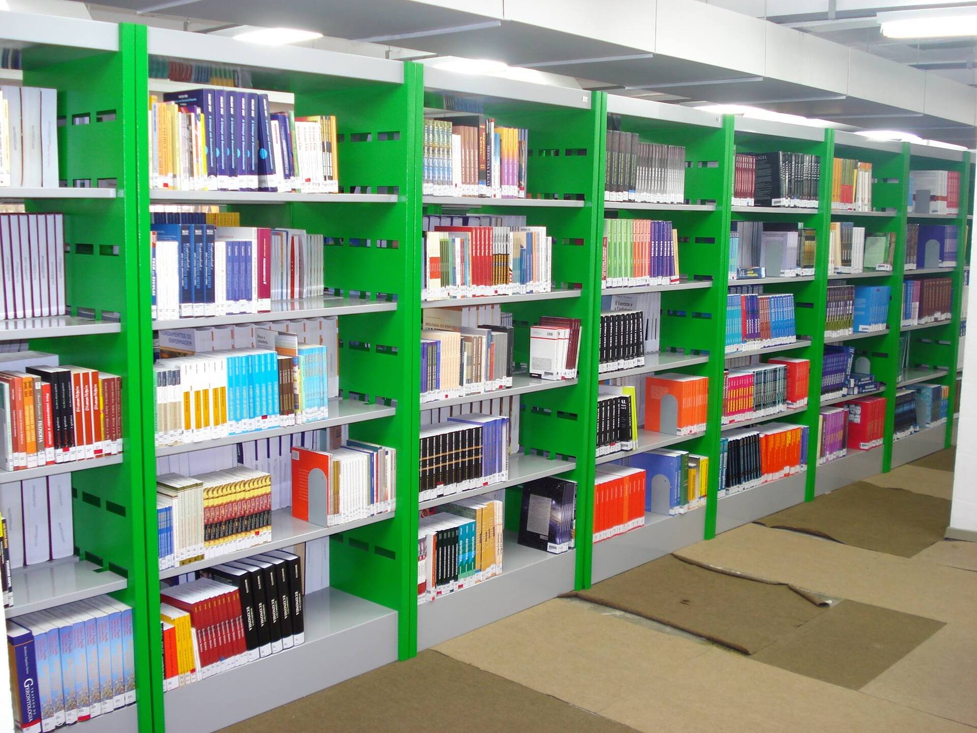 Biblioteca homenageará professor Dr. Luís Flávio Souza.