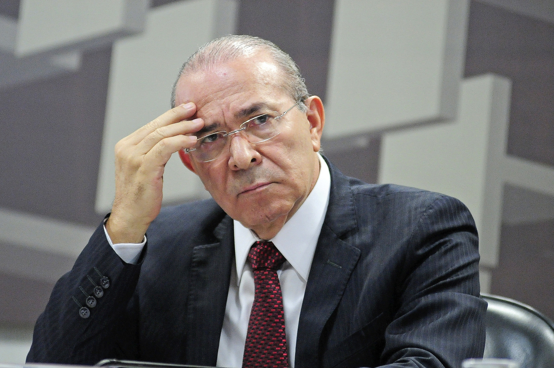 Ex-ministro-chefe da Casa Civil estava internado para tratar um câncer no estômago
