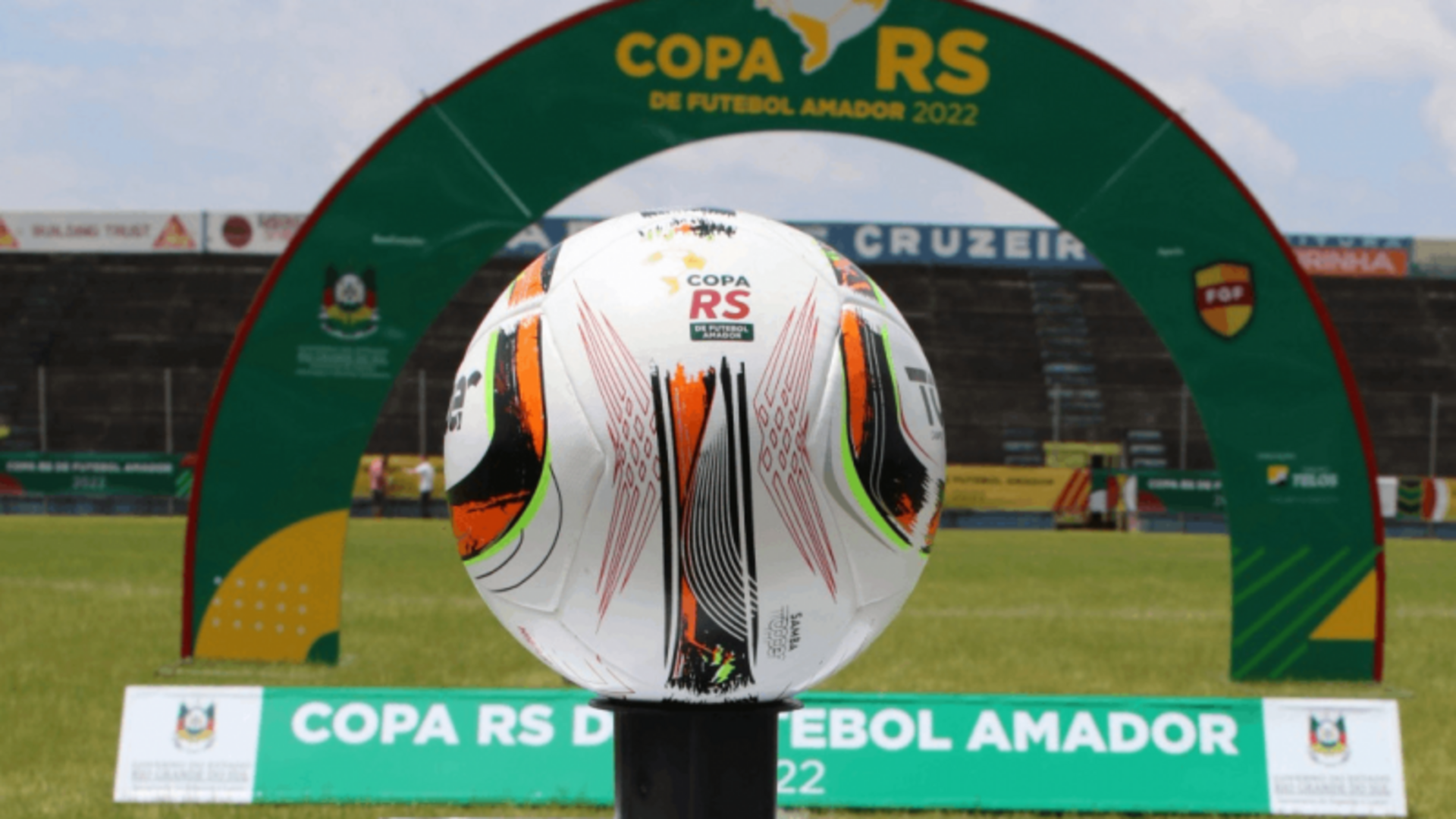 A Copa RS de Futebol Amador envolve a participação de 147 times, 4.500 atletas e 70 municípios gaúchos.