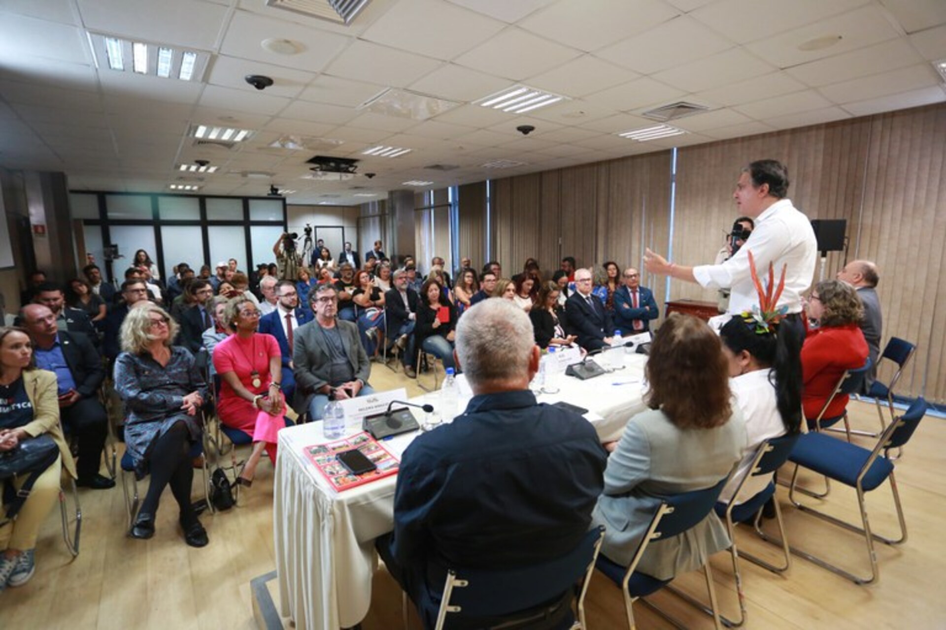 O Fórum tem a finalidade de coordenar a execução do Plano Nacional de Educação (PNE) e o cumprimento de suas metas.