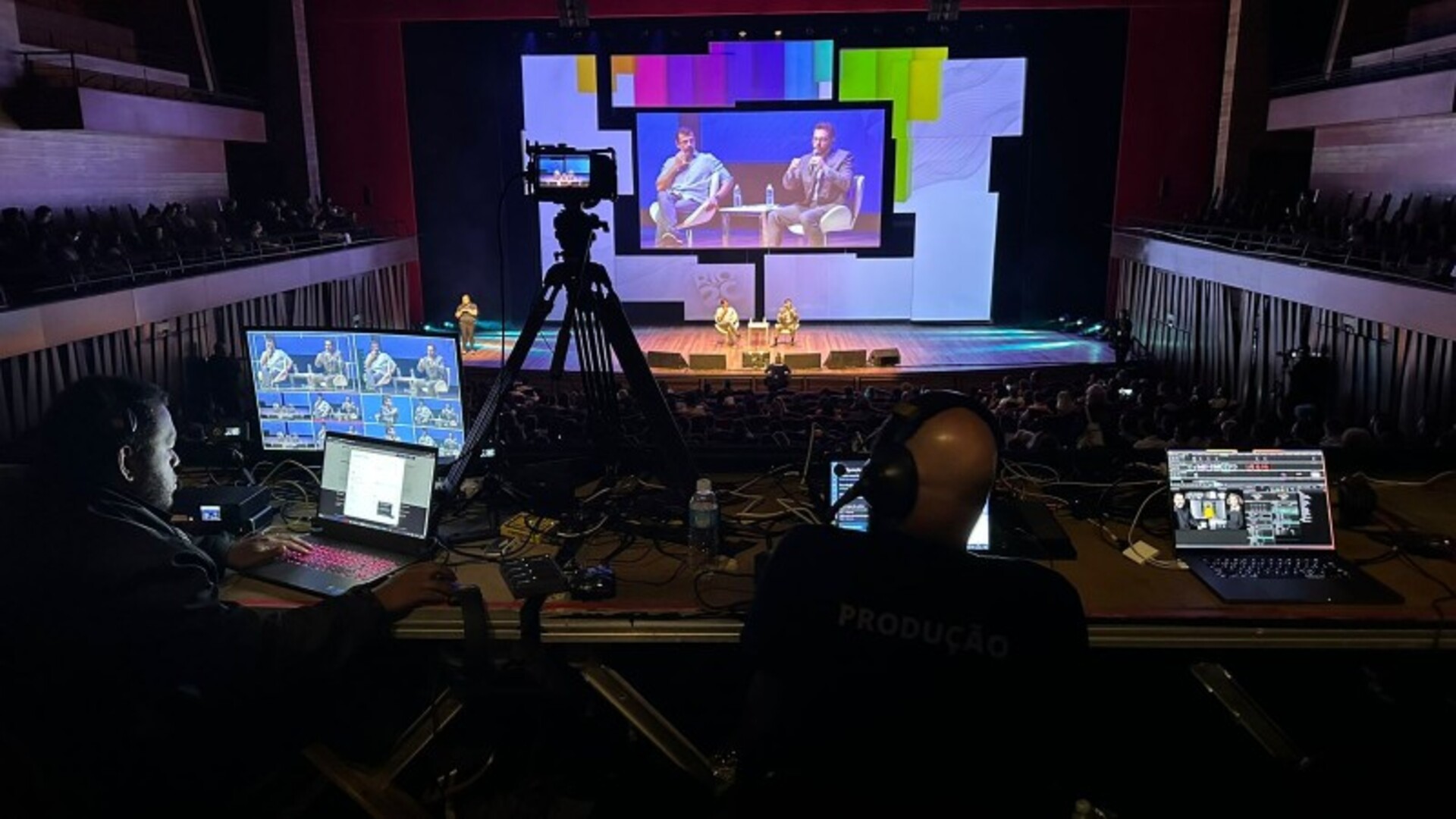 Encontro apresenta exposições, palestras e painéis abordando as principais temáticas da indústria criativa.