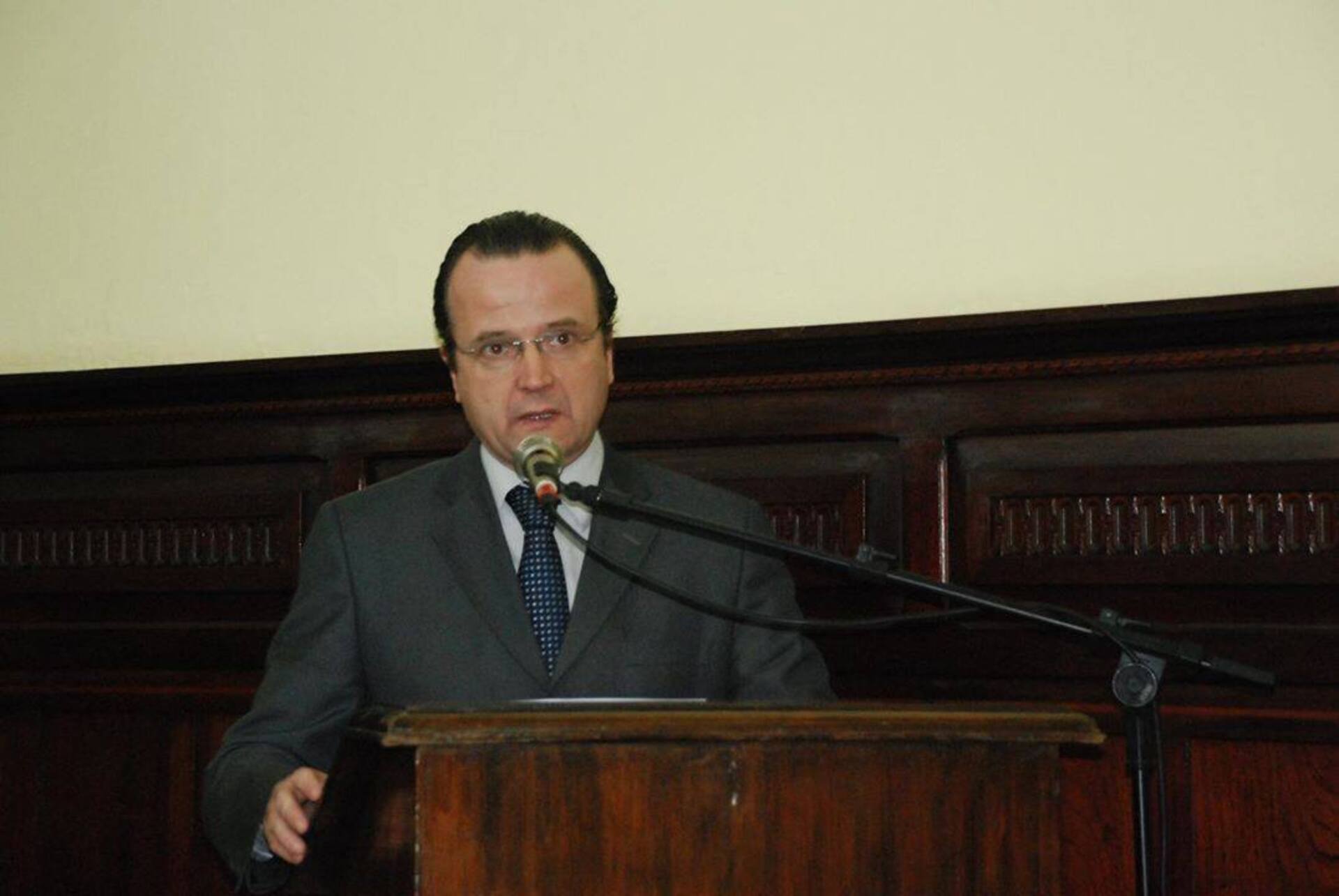 Ex-prefeito Luiz Augusto Schneider