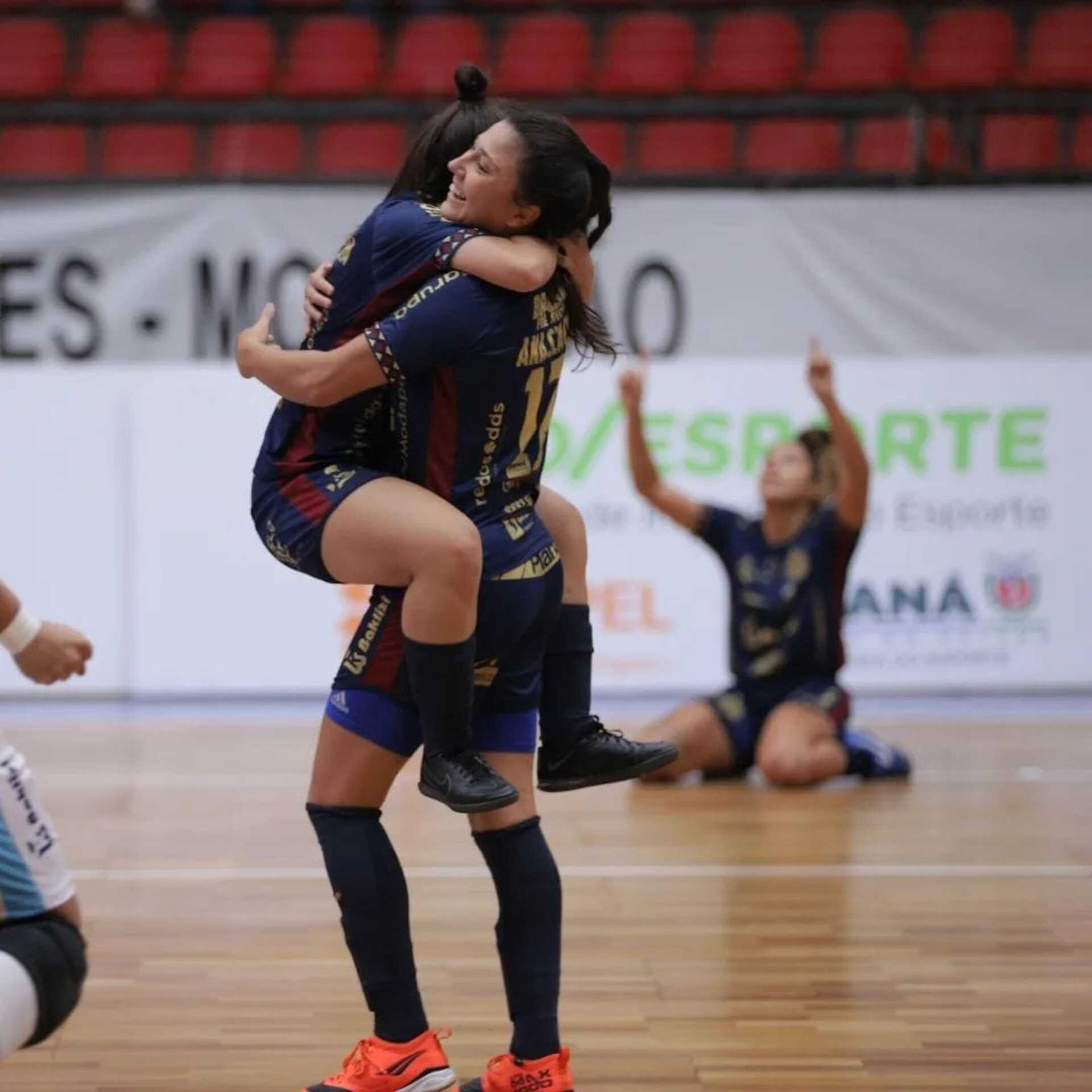 Meninas da Celemaster conquistaram a quarta colocação na Taça Brasil.