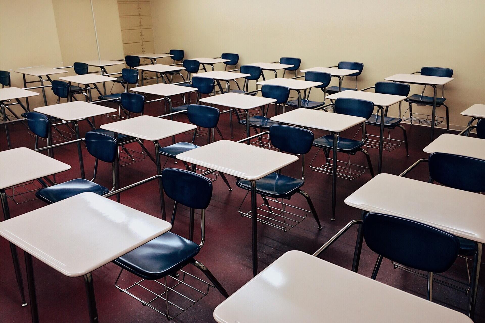 Escolas municipais e estaduais estavam entre as ameaçadas pelos adolescentes.