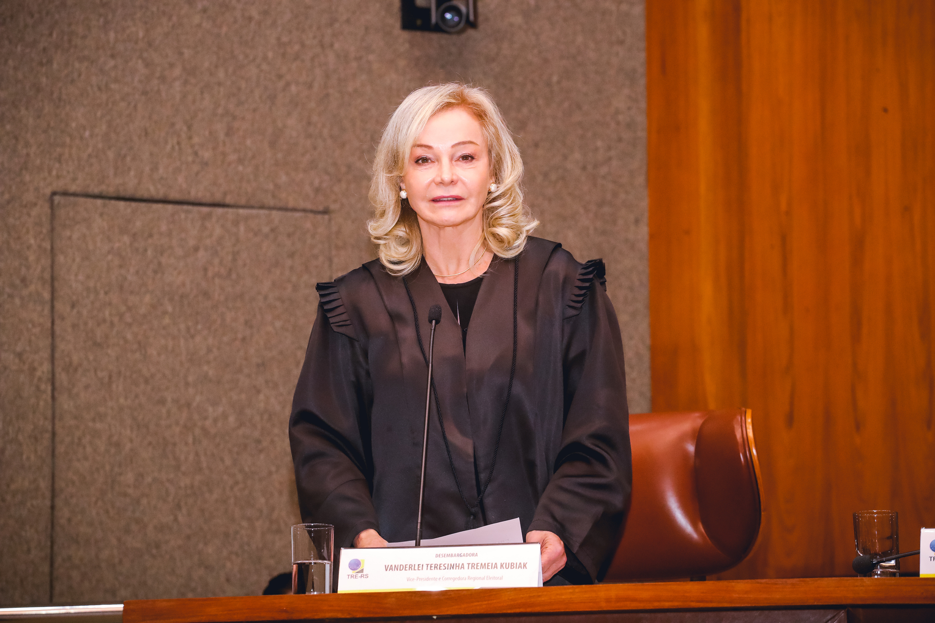 Vanderlei Teresinha Tremeia Kubiak é a nova presidente do TRE-RS.
