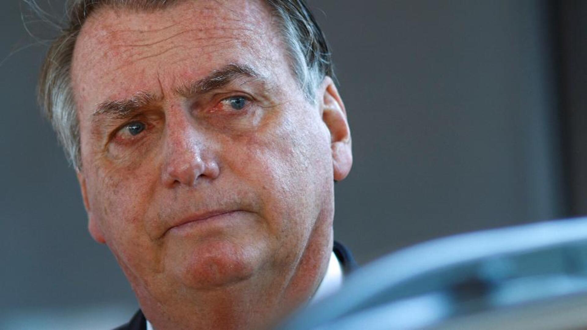 Ex-presidente só poderá voltar a disputar eleição em outubro de 2030