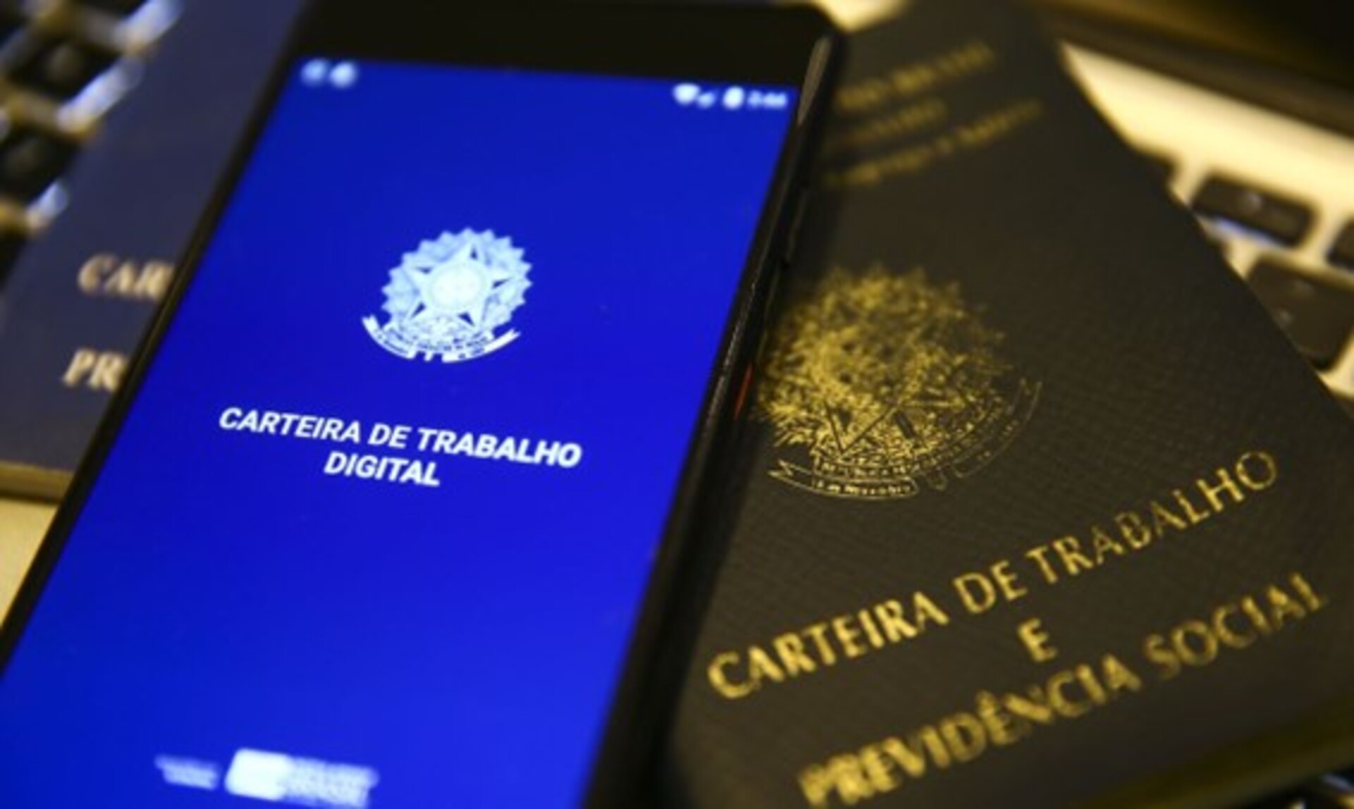 .Em Uruguaiana houve maior número de desligamentos, com um total de 968 e as admissões somaram 829.
