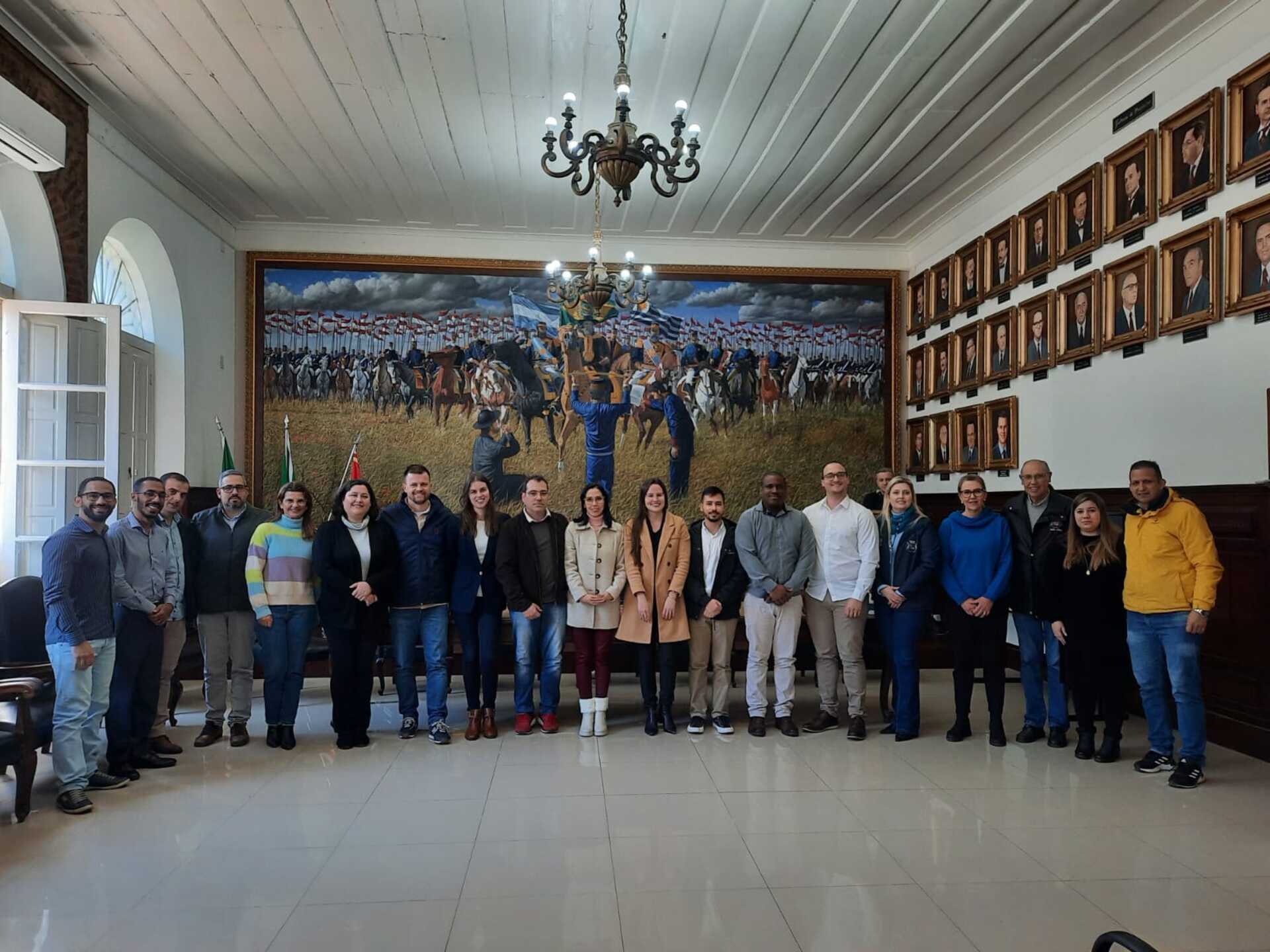 Em Uruguaiana, até o momento oito profissionais já estão atuando nas Estratégias de Saúde da Família (ESF).
