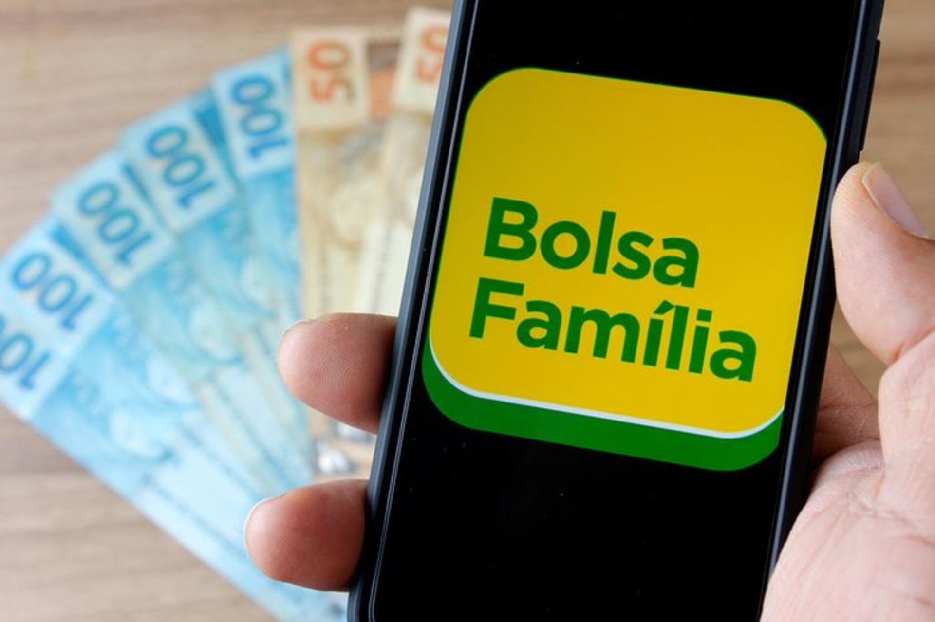 Uruguaiana está entre os 12 municípios gaúchos que somam mais de mil beneficiários do Bolsa Família em junho.