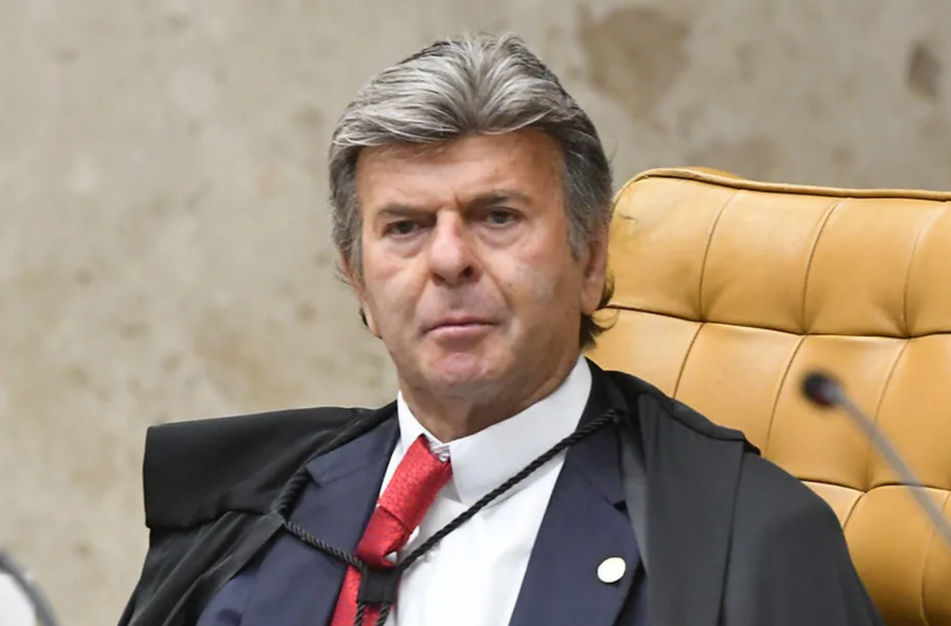 Ministro diz que medida é inconstitucional e, inclusive, configura censura.