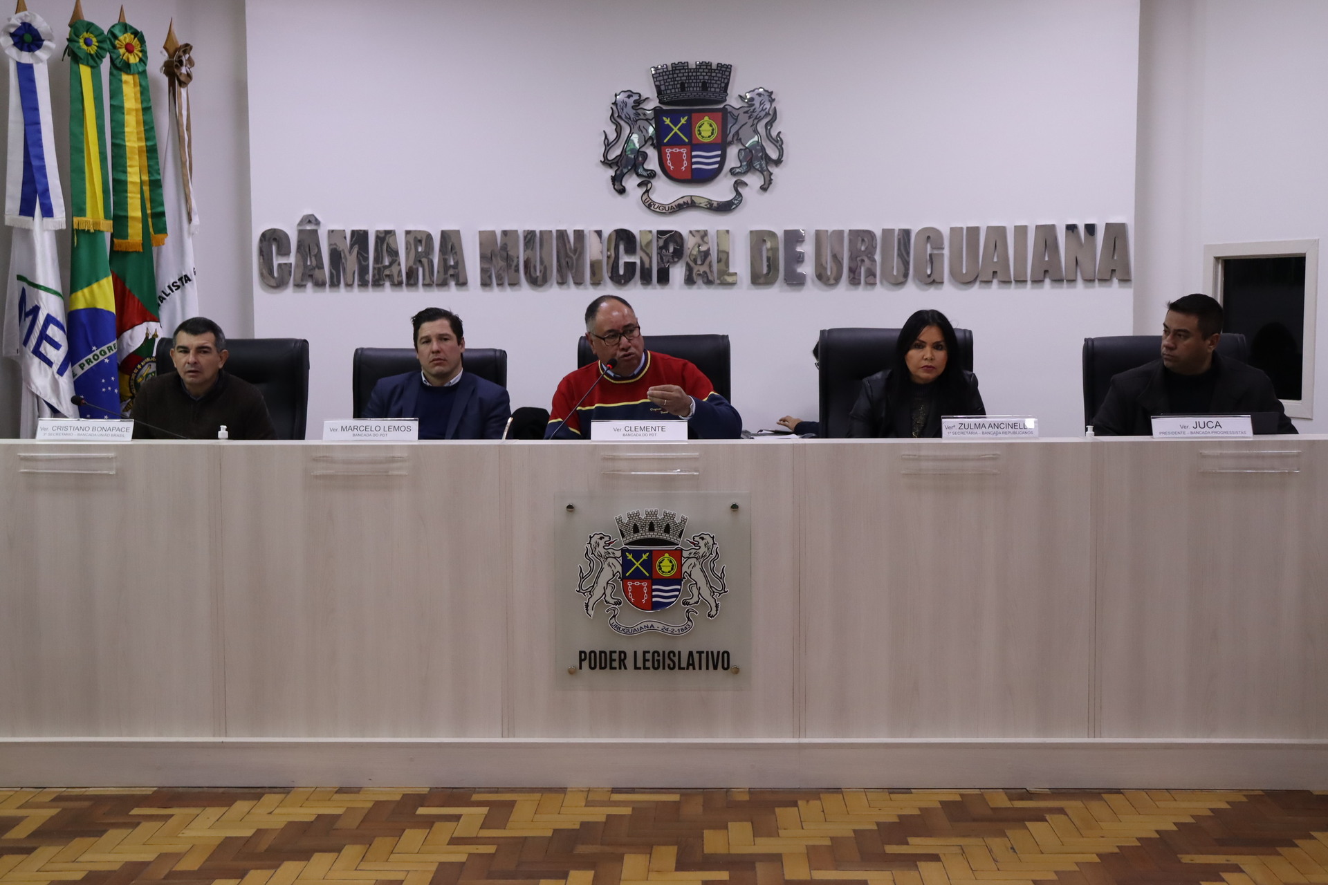 Audiência pública foi realizada pela Comissão de Serviços Municipais e Educação