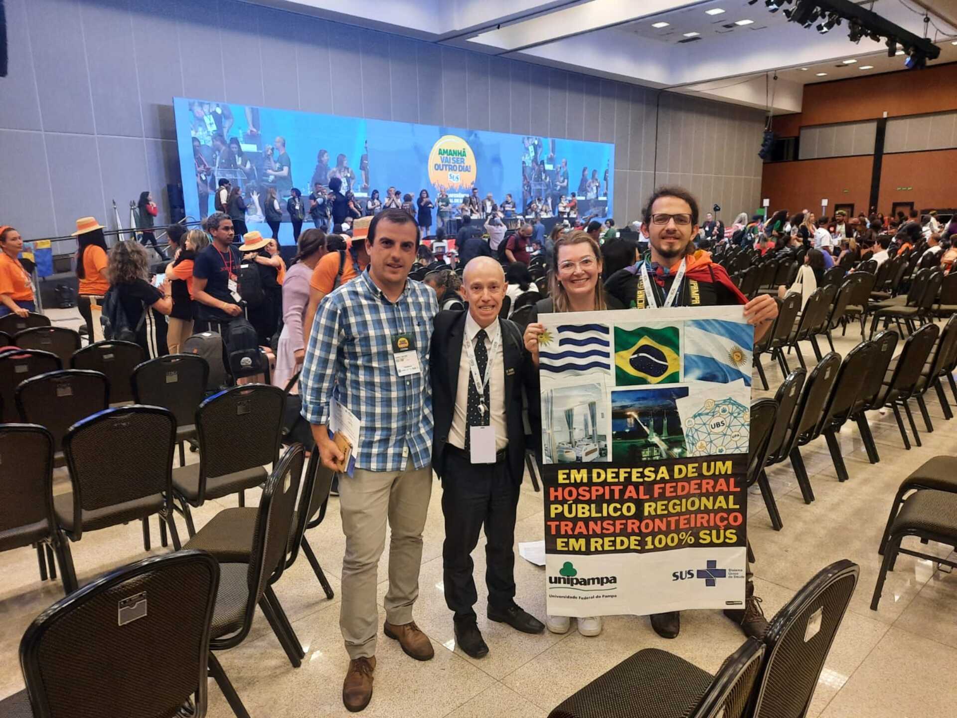 A proposta passa a ter uma política pública de implantação de hospitais em região de fronteira.