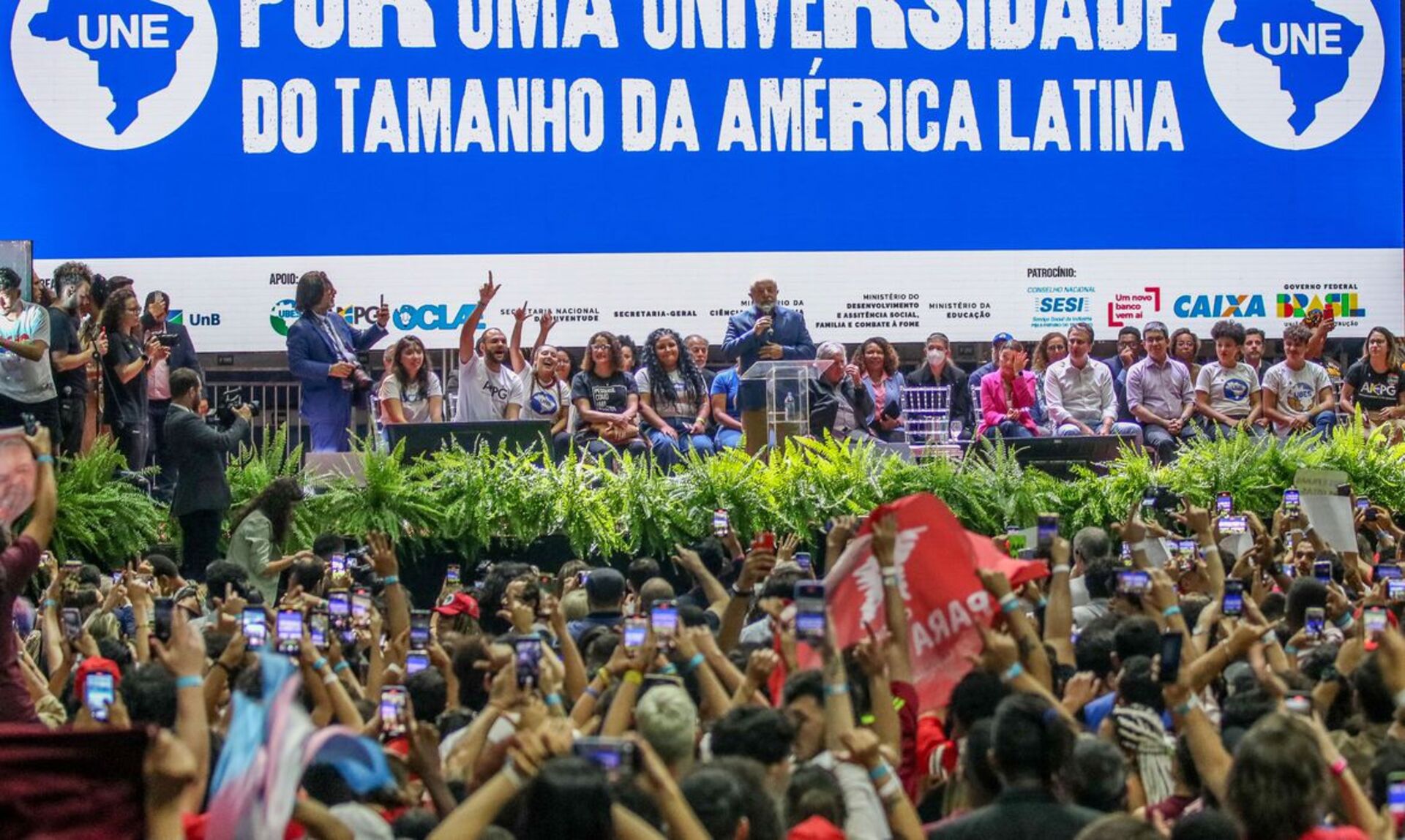 Evento estudantil volta a ter a presença de um presidente após 14 anos.