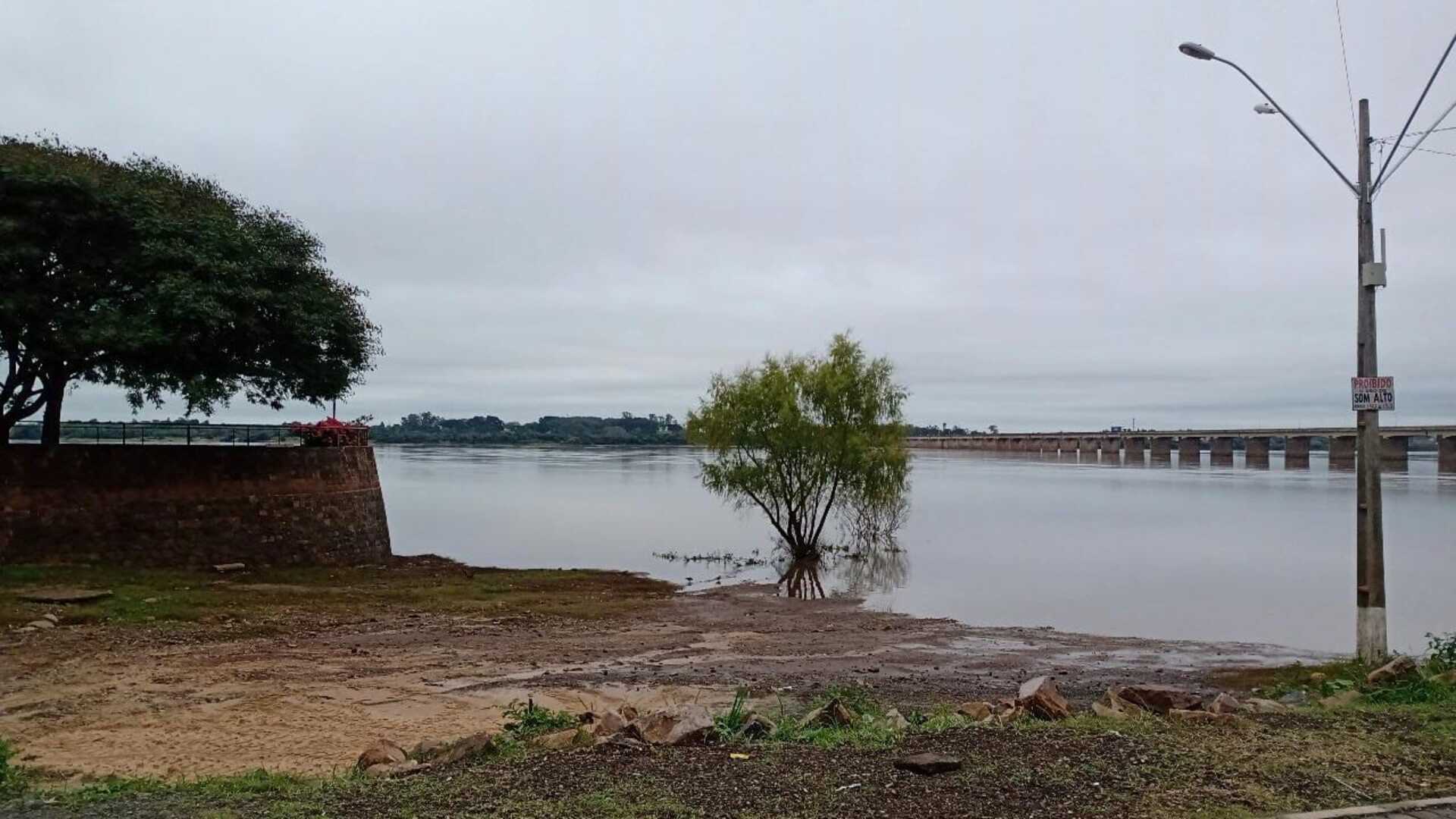 Em Uruguaiana seis famílias precisaram deixar suas residências.
