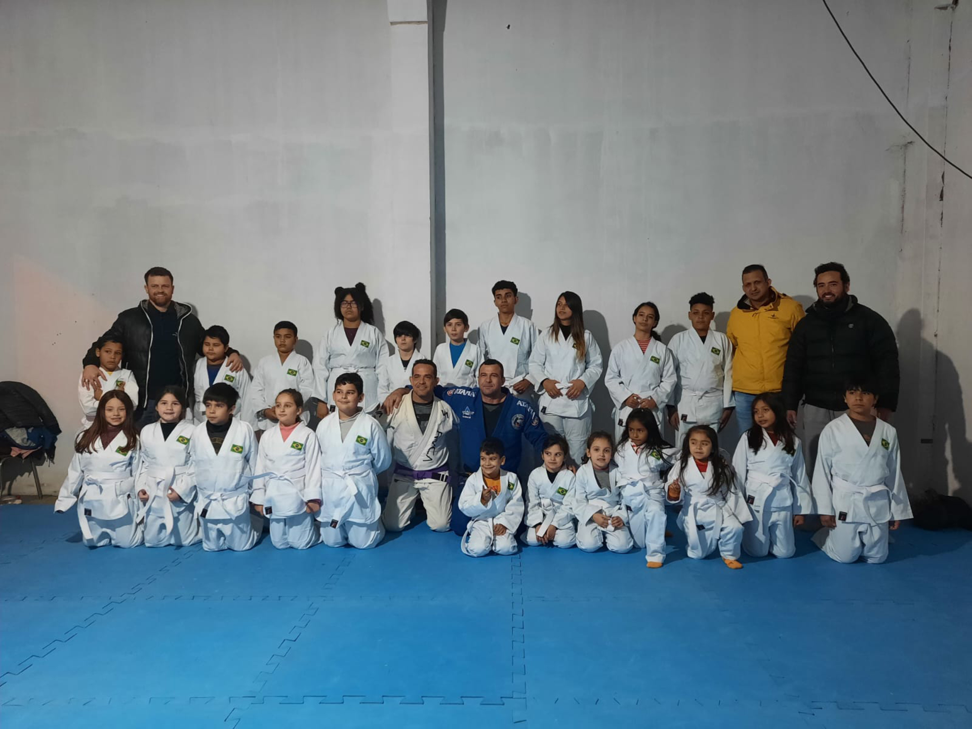Programa agora tem 180 jovens contemplados.