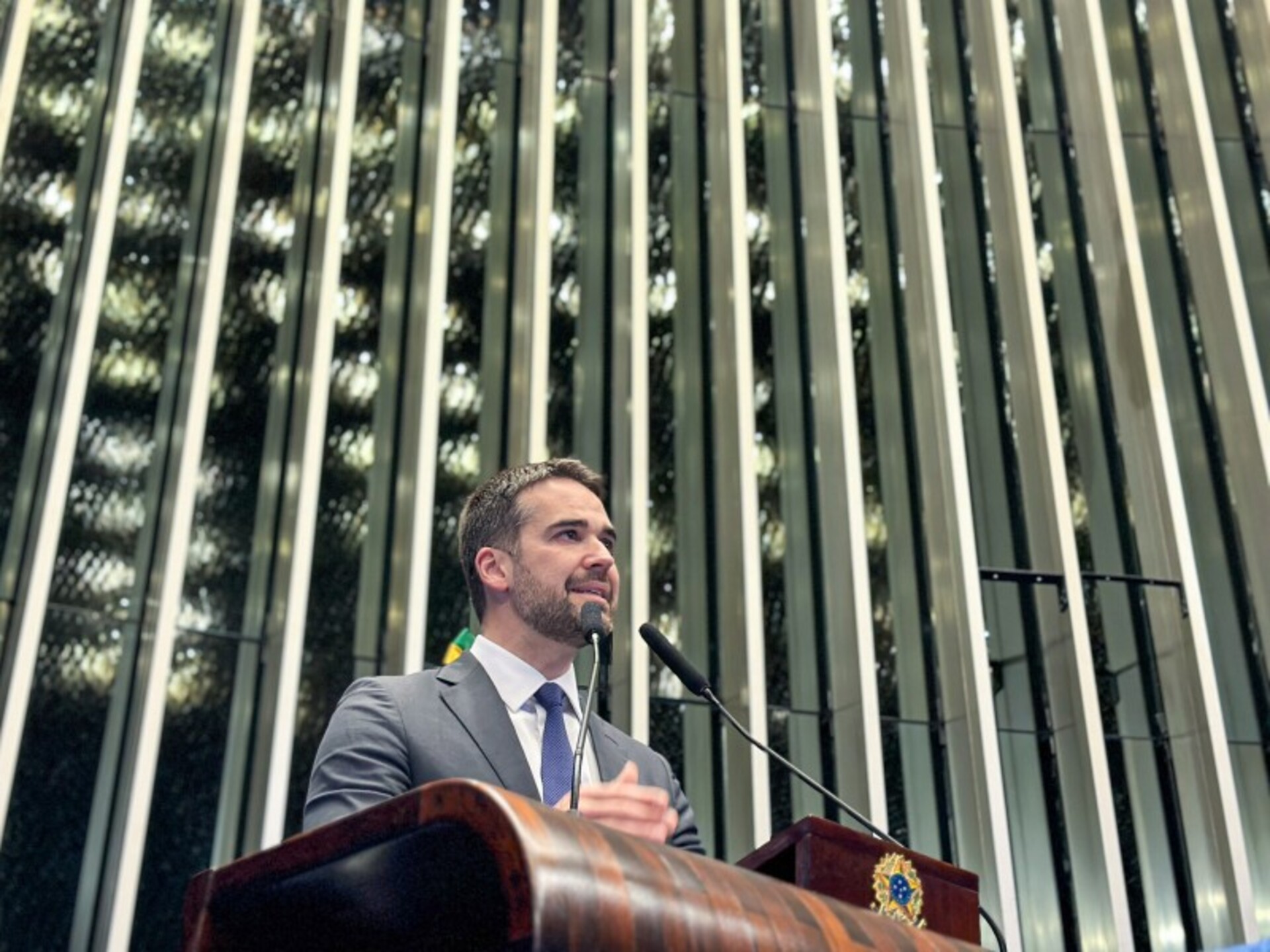 Leite disse ainda que, apesar de a reforma aprovada pela Câmara representar avanço, o Senado deve aperfeiçoá-la.