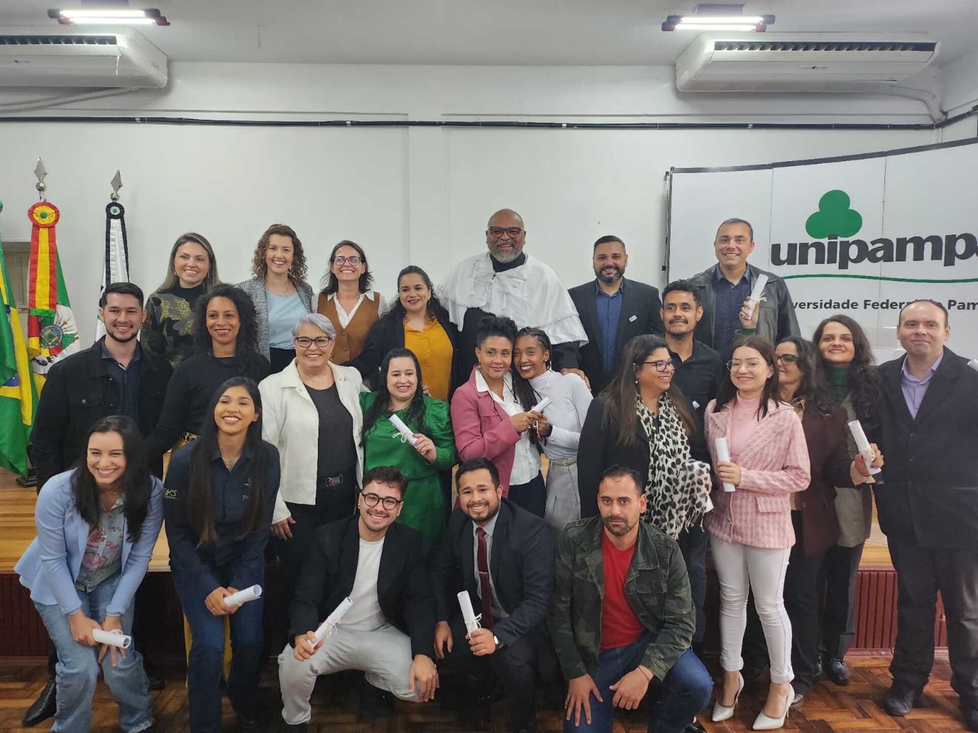 Formarura interna realizada na sexta-feira.