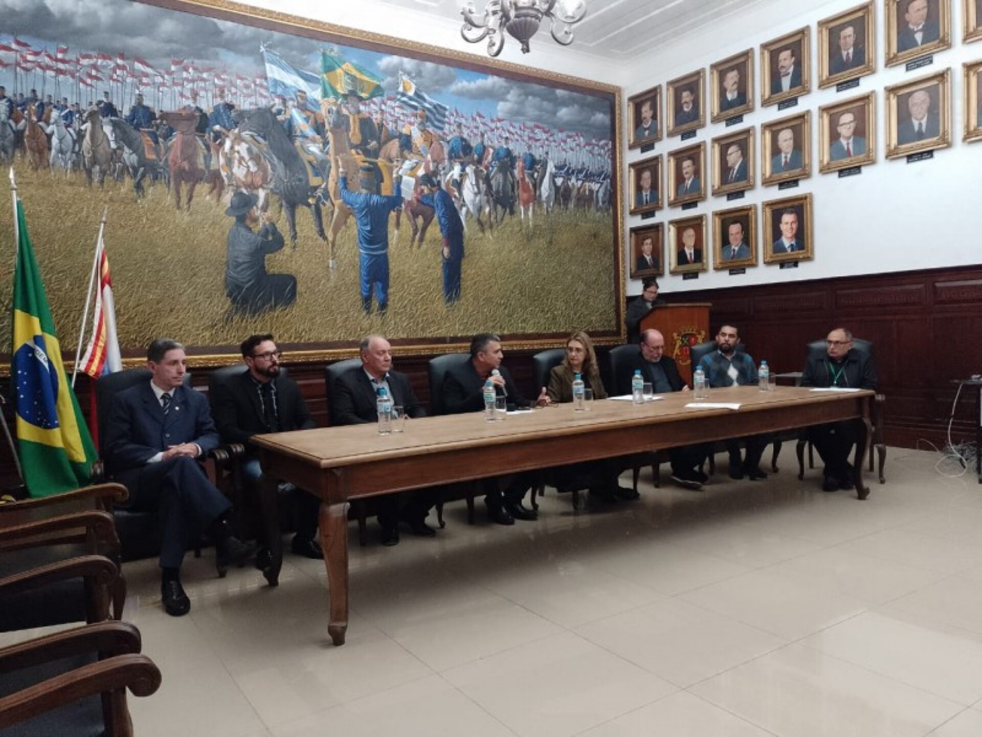 Evento aconteceu no Salão Nobre da Prefeitura.