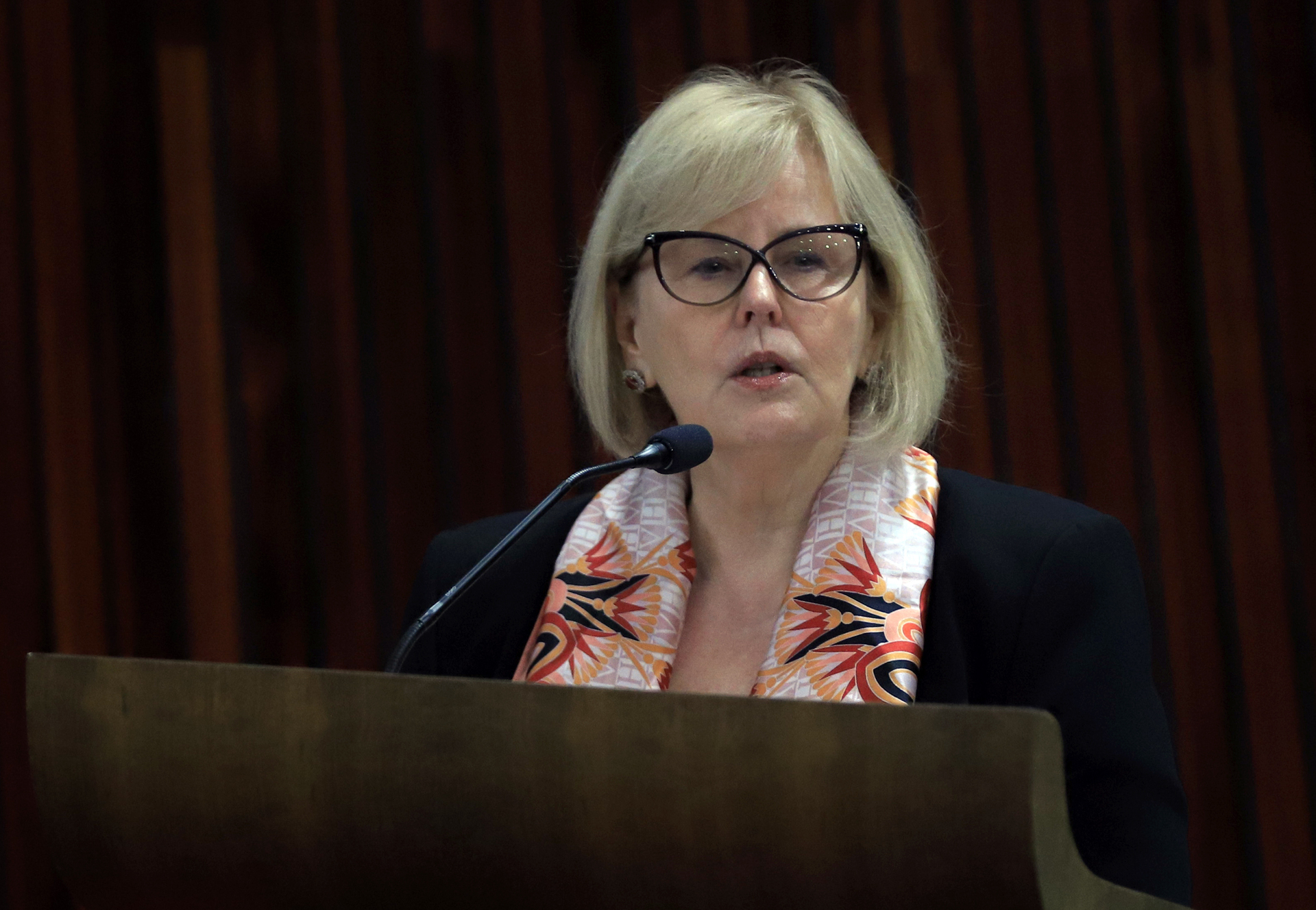 Presidente do STF, ministra Rosa Weber adiantou seu voto e elevou o placar a cinco votos favoráveis.