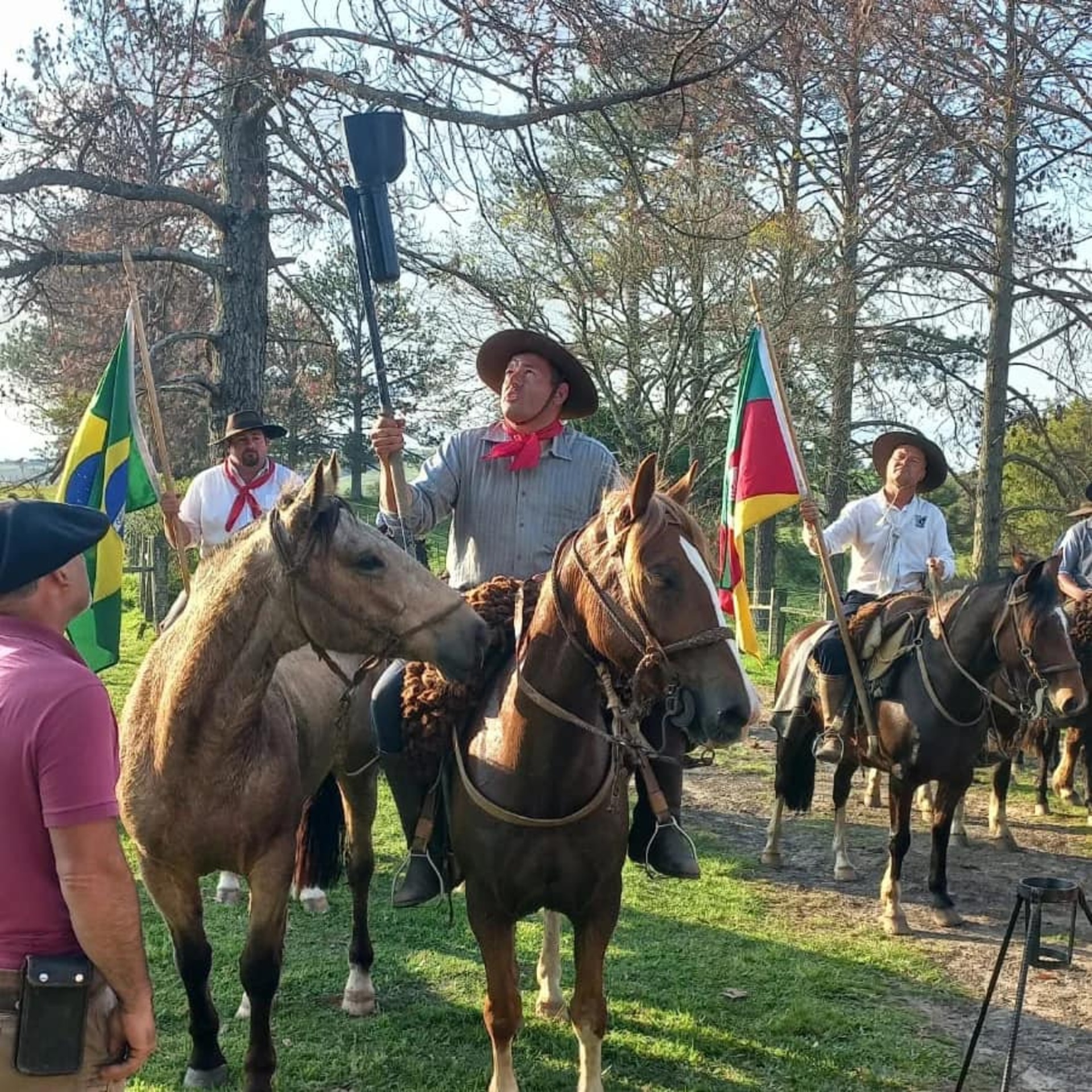 Na Fronteira Oeste, a Chama Crioula chegou ao Marco das Três Divisas na segunda-feira.