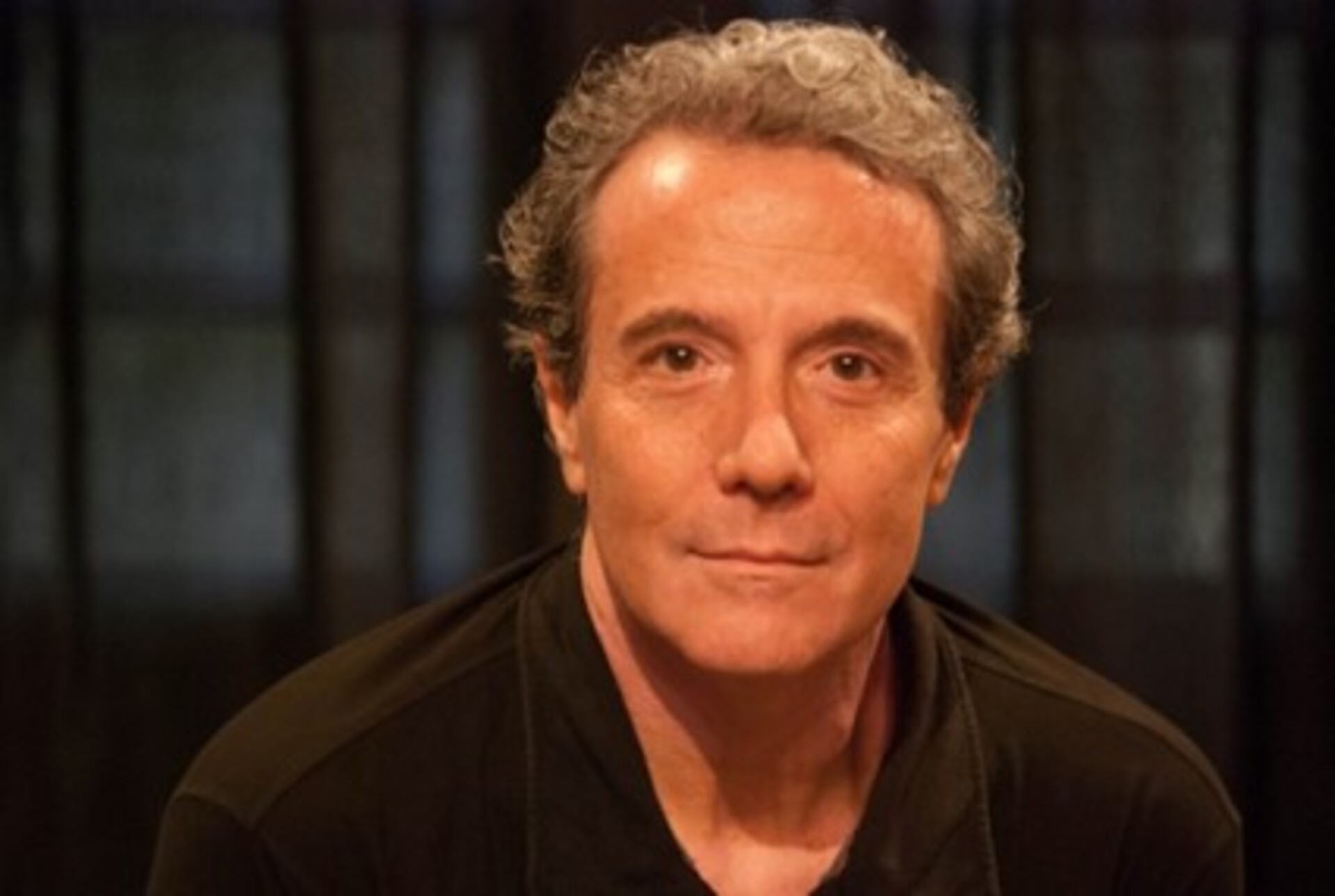 O curso será ministrado por Carlos Simioni, do Lume Teatro, uma referência em teatro no Brasil.