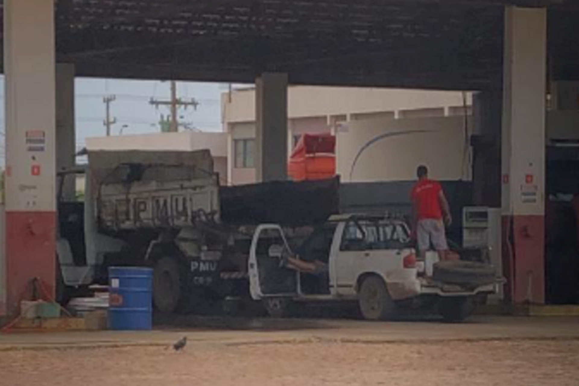 OAB Barro Preto - Dois funcionários da Prefeitura e um empresário presos por suspeita de desvio de combustível