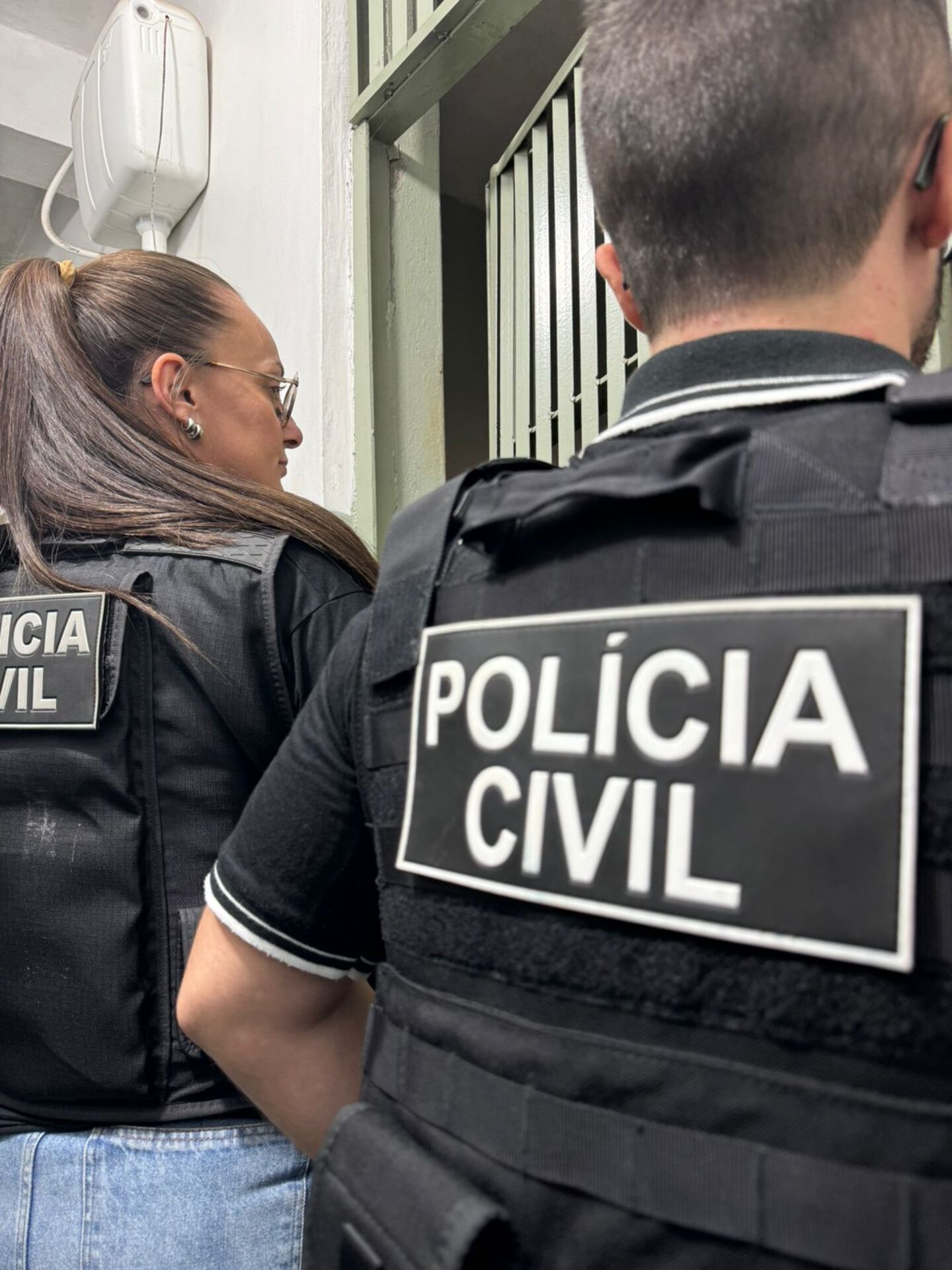 OAB Barro Preto - Deam prende acusado de descumprir medidas protetivas