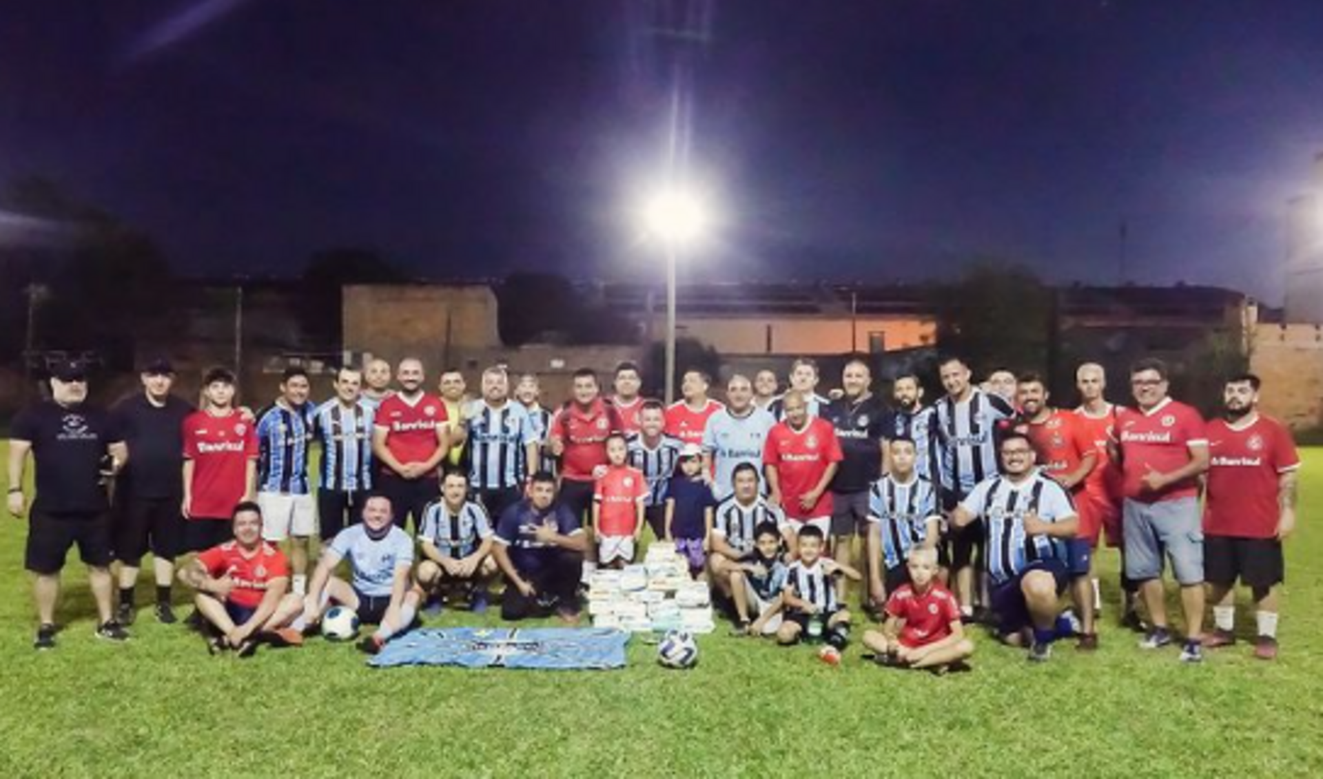 OAB Barro Preto - Grenal solidário arrecada fradas para UTI neonatal