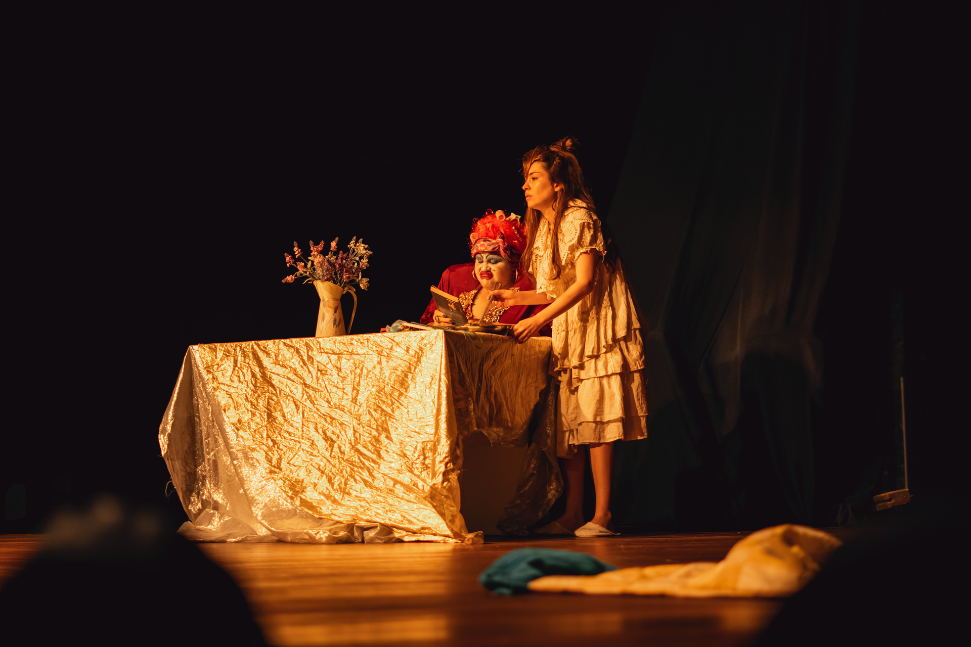 OAB Barro Preto - Cena livre reuniu grande público no Teatro Municipal