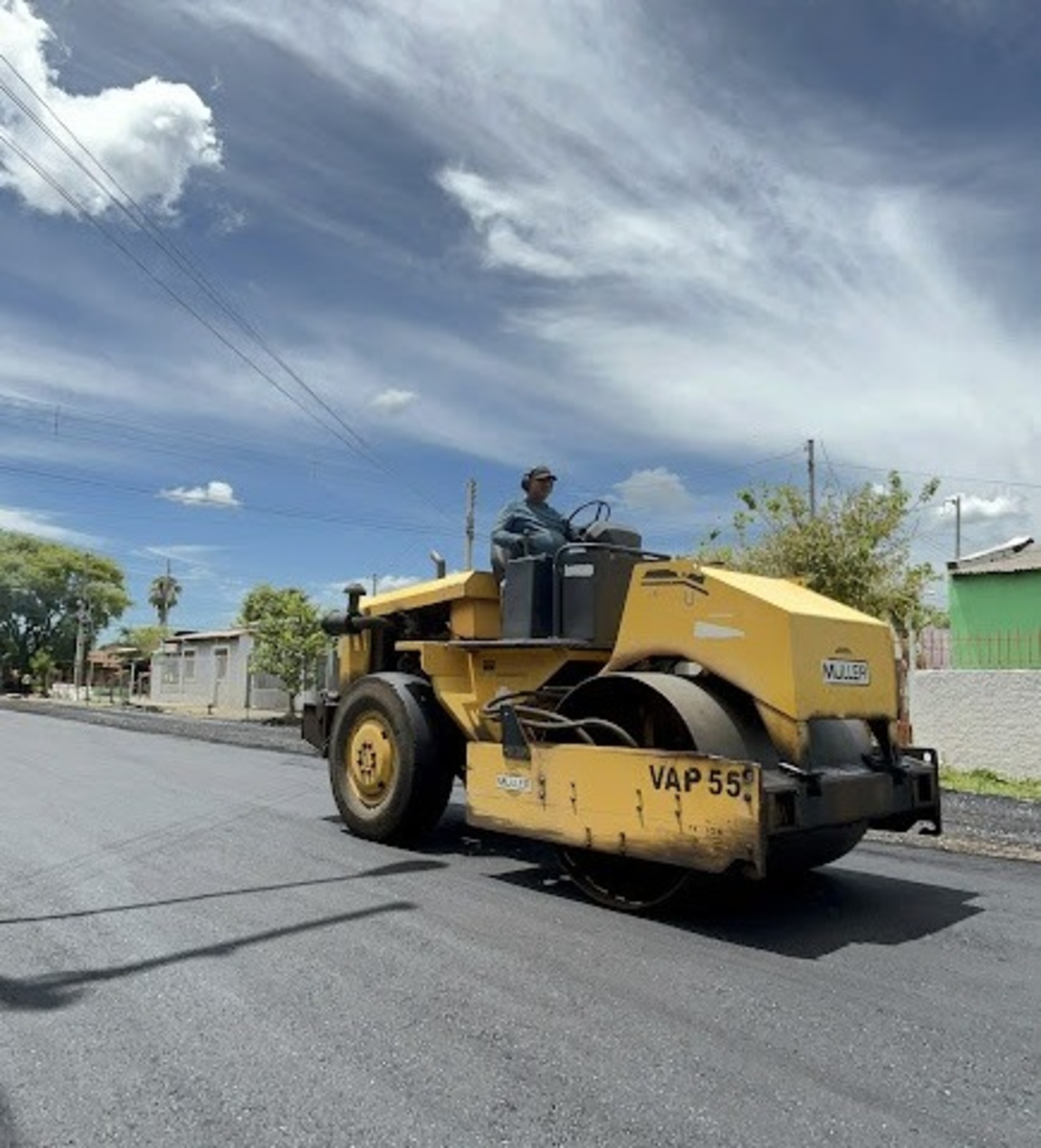 OAB Barro Preto - Asfaltamento da Rua Sarandi será concluído nesta semana