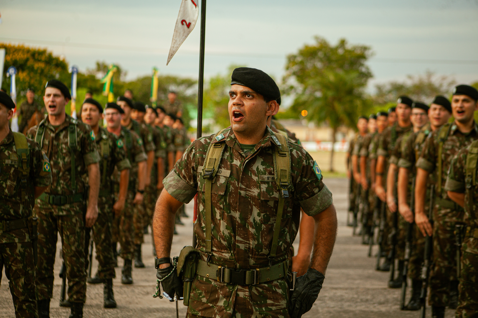 OAB Barro Preto - Regimento de Cavalaria realiza formatura alusiva aos 130 anos