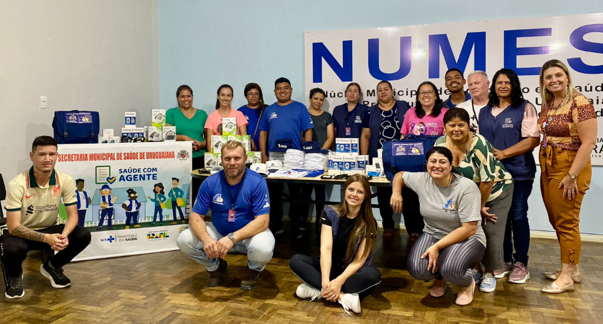 OAB Barro Preto - SMS estrega kits de trabalho aos agentes de saúde