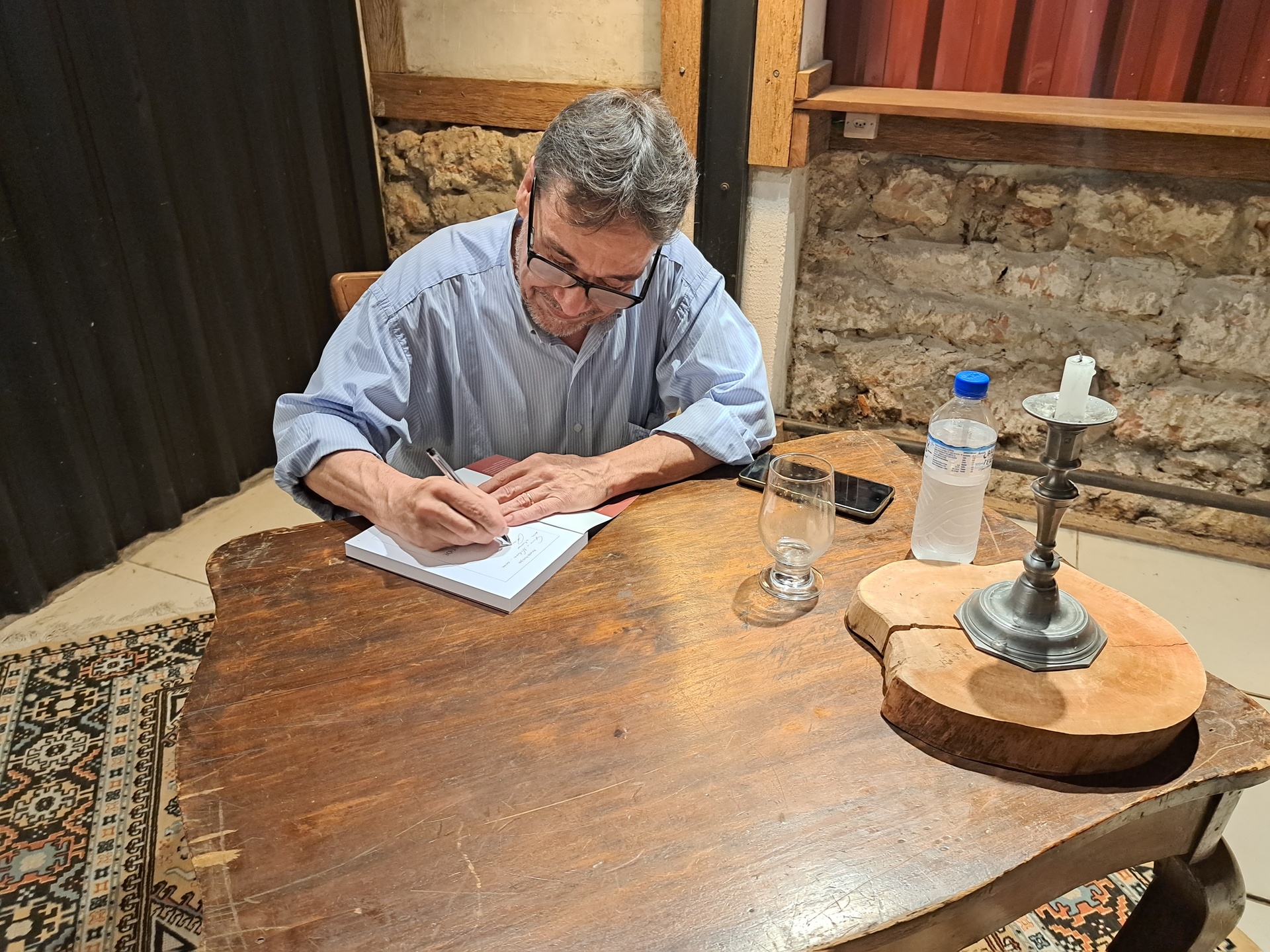 OAB Barro Preto - Ricardo Peró Job lança o livro “Onde o Sol se Põe”