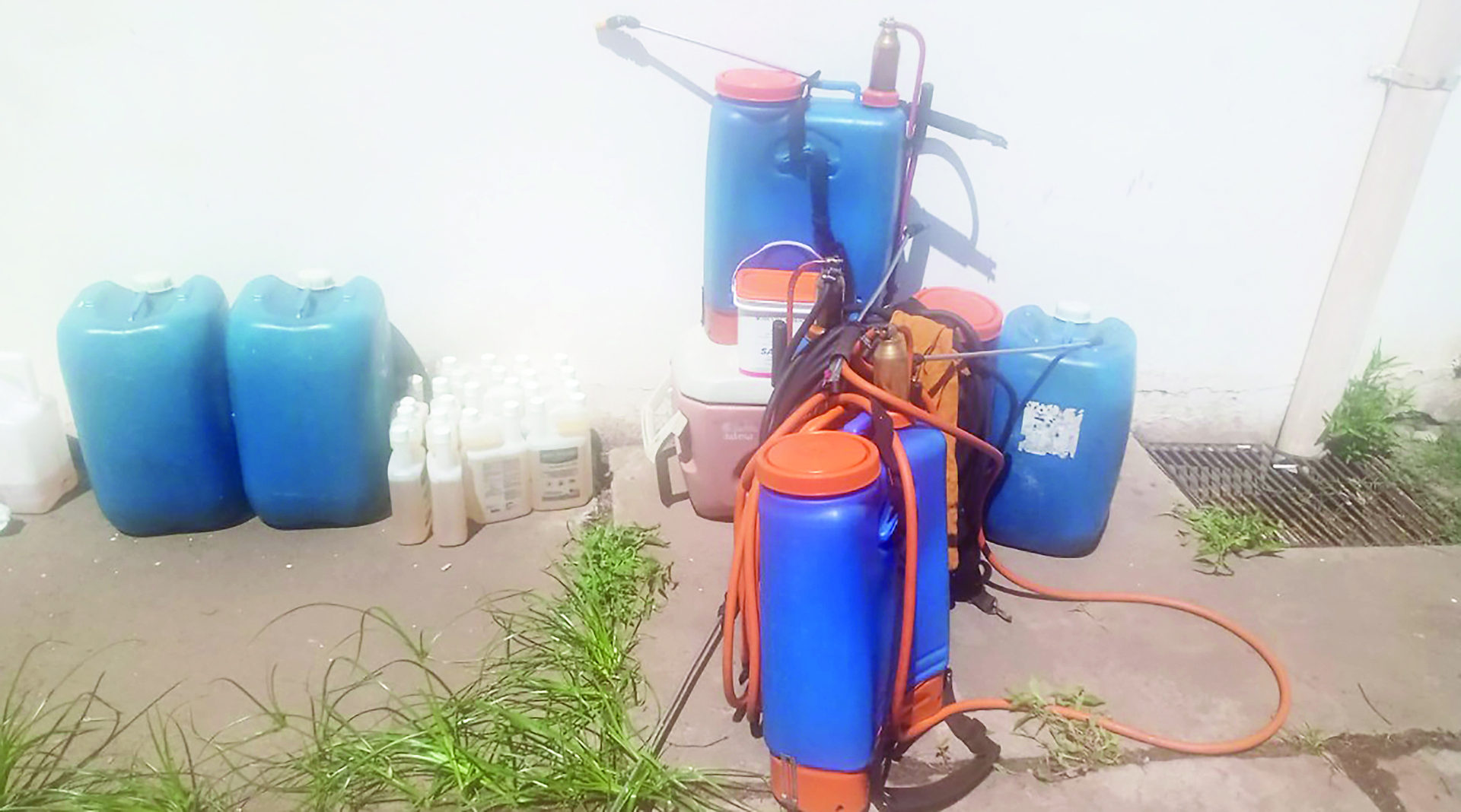 OAB Barro Preto - Dupla é flagrada aplicando o “golpe da dedetização”