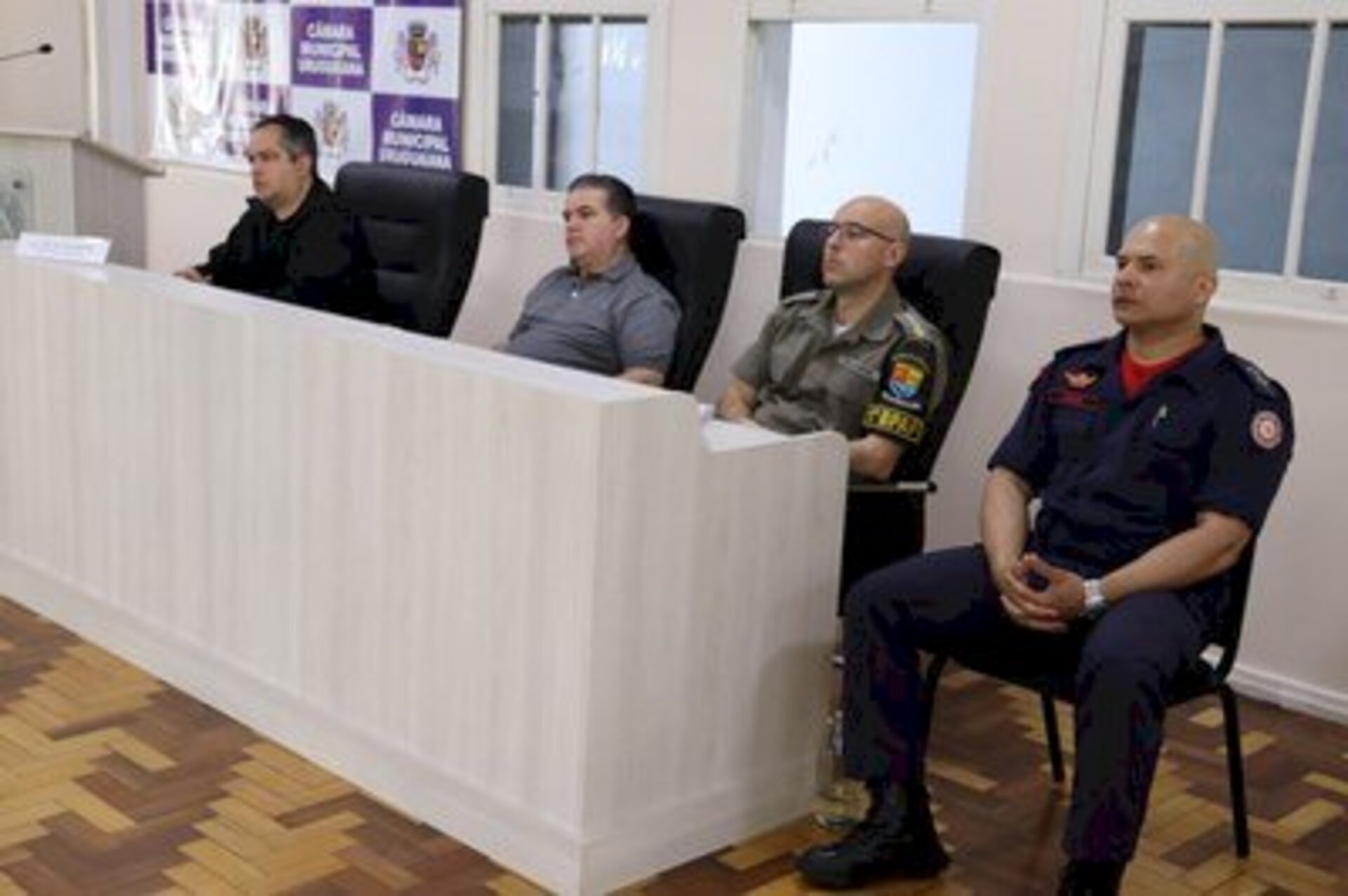 OAB Barro Preto - AEU garante o primeiro lugar após vencer o Santa Rosa Futsal