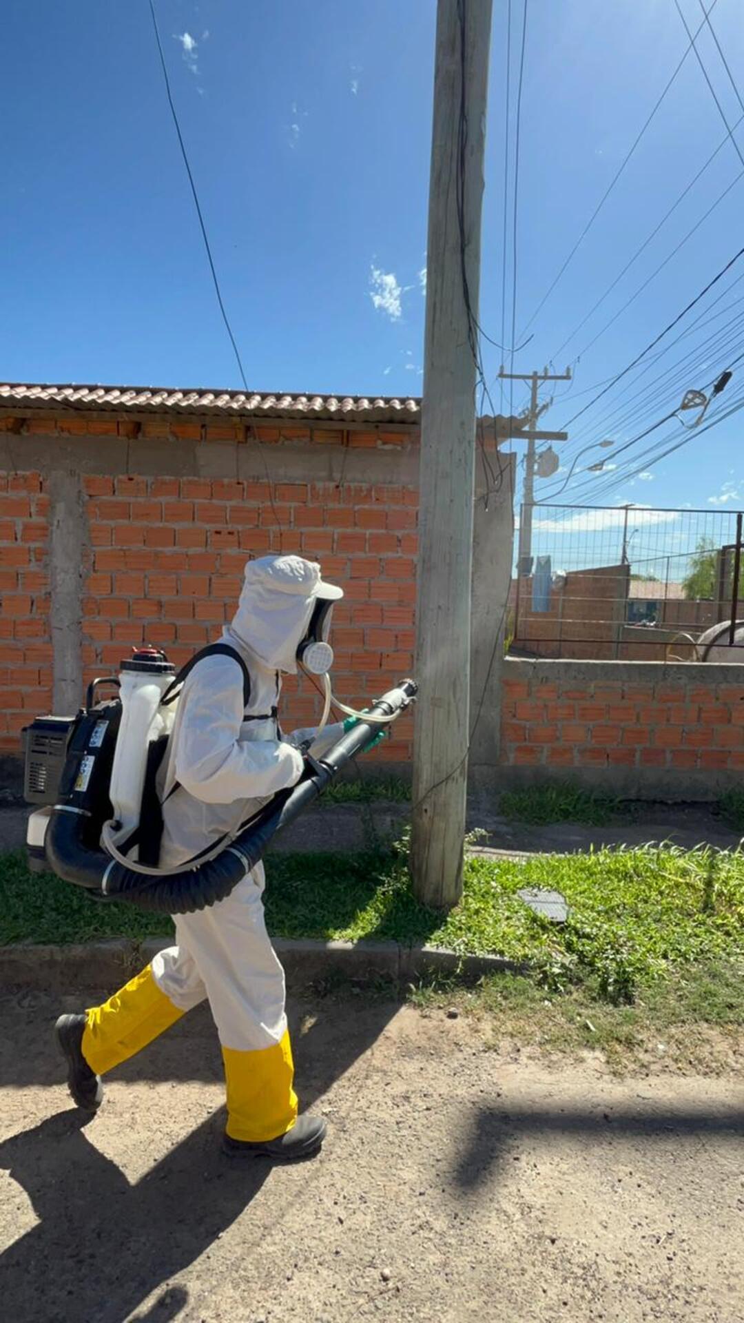 OAB Barro Preto - Mutirão de pulverização contra a Dengue ocorre na zona rural