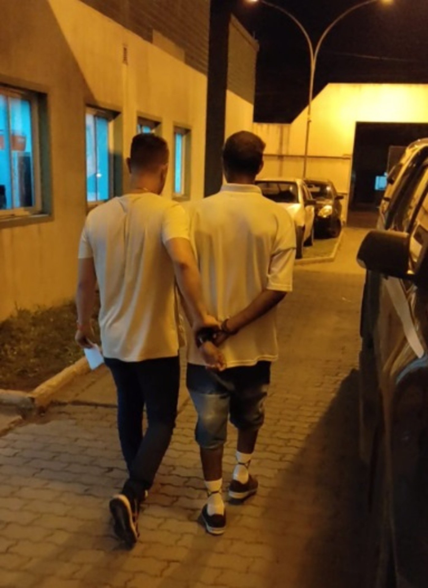 OAB Barro Preto - PC cumpre mandados de prisão temporária em desfavor de indivíduo