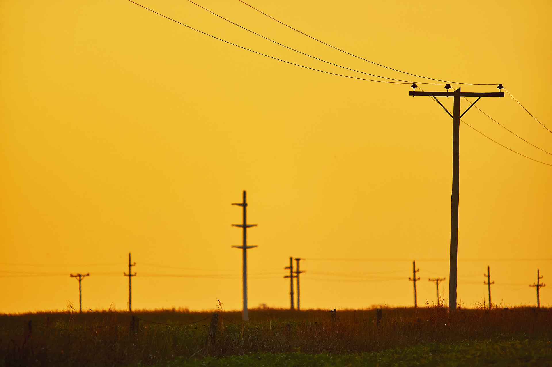 OAB Barro Preto - Aneel proíbe multas e cortes de energia no RS