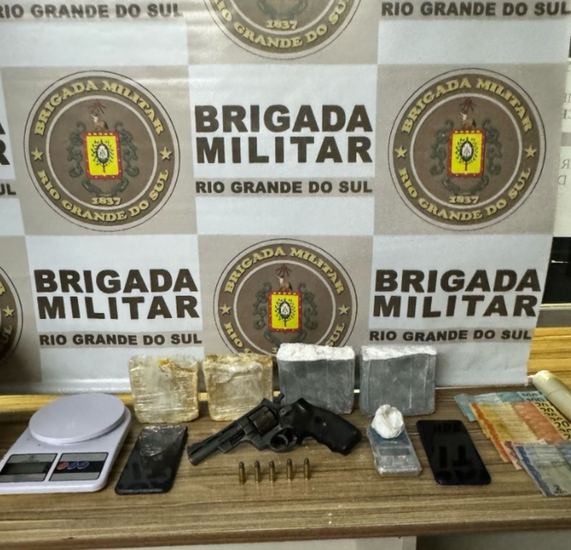 OAB Barro Preto - Dupla é presa durante operação Proscriptus