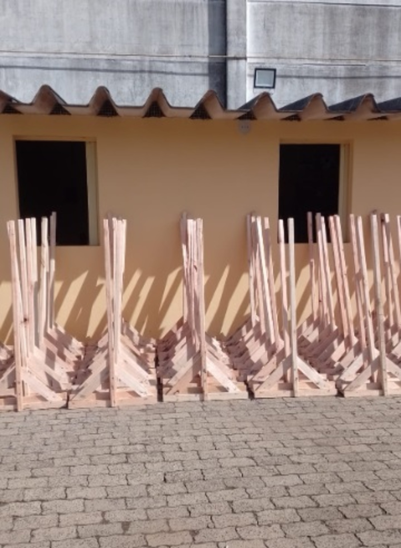 OAB Barro Preto - Trabalho artesanal – Penitenciária Modulada