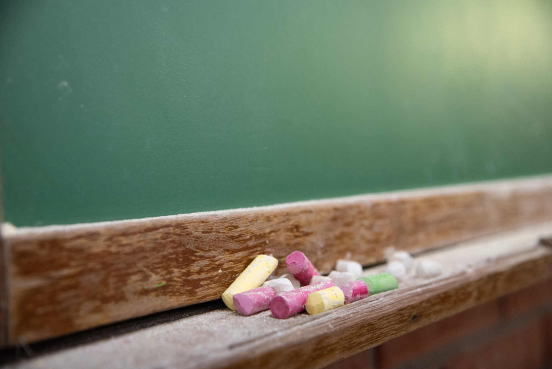 OAB Barro Preto - Estado atrasa entrega dos cartões do programa Professor do Amanhã