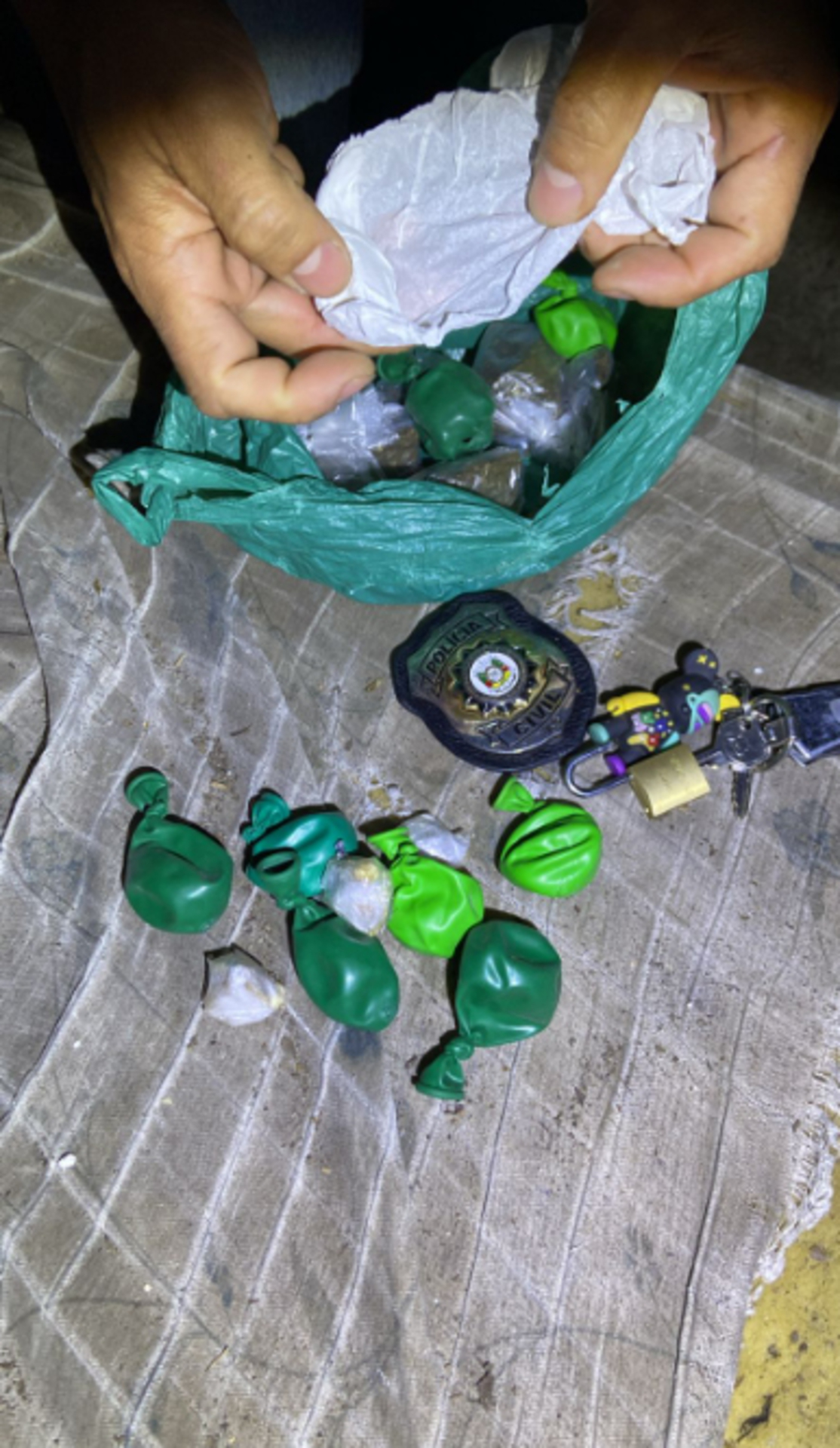 OAB Barro Preto - Homem guardava drogas em mini cofre