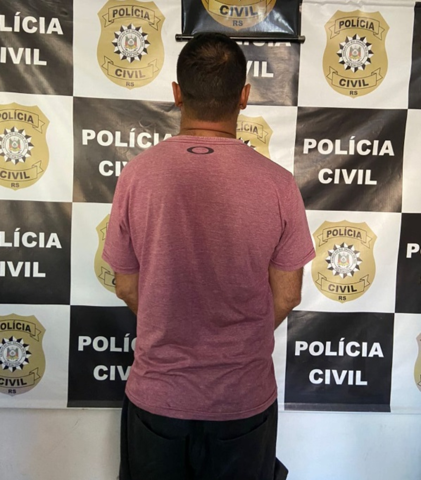 OAB Barro Preto - Acusado de integrar esquema criminoso se apresenta na Delegacia