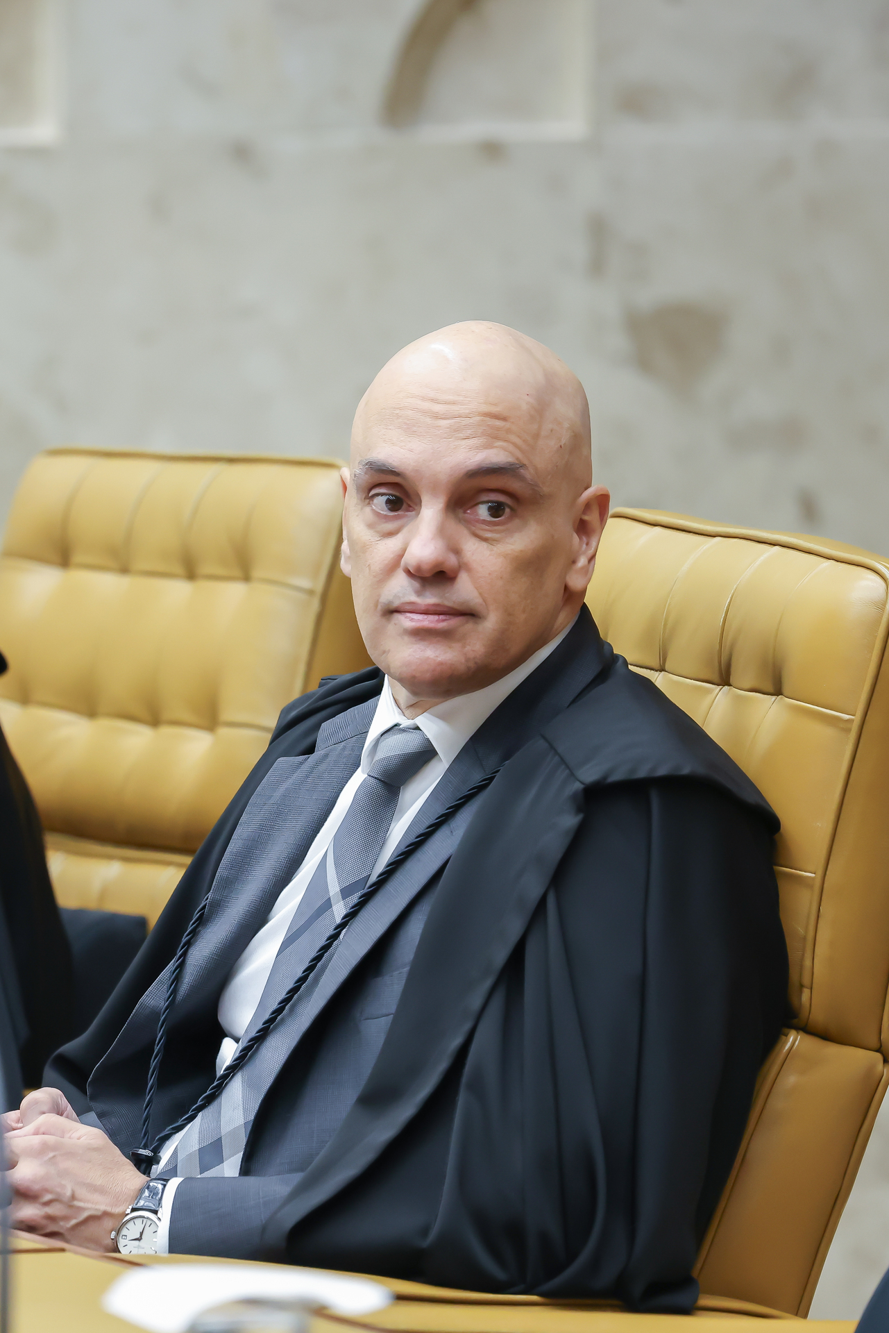 OAB Barro Preto - STF confirma suspensão de leis municipais que proíbem linguagem neutra